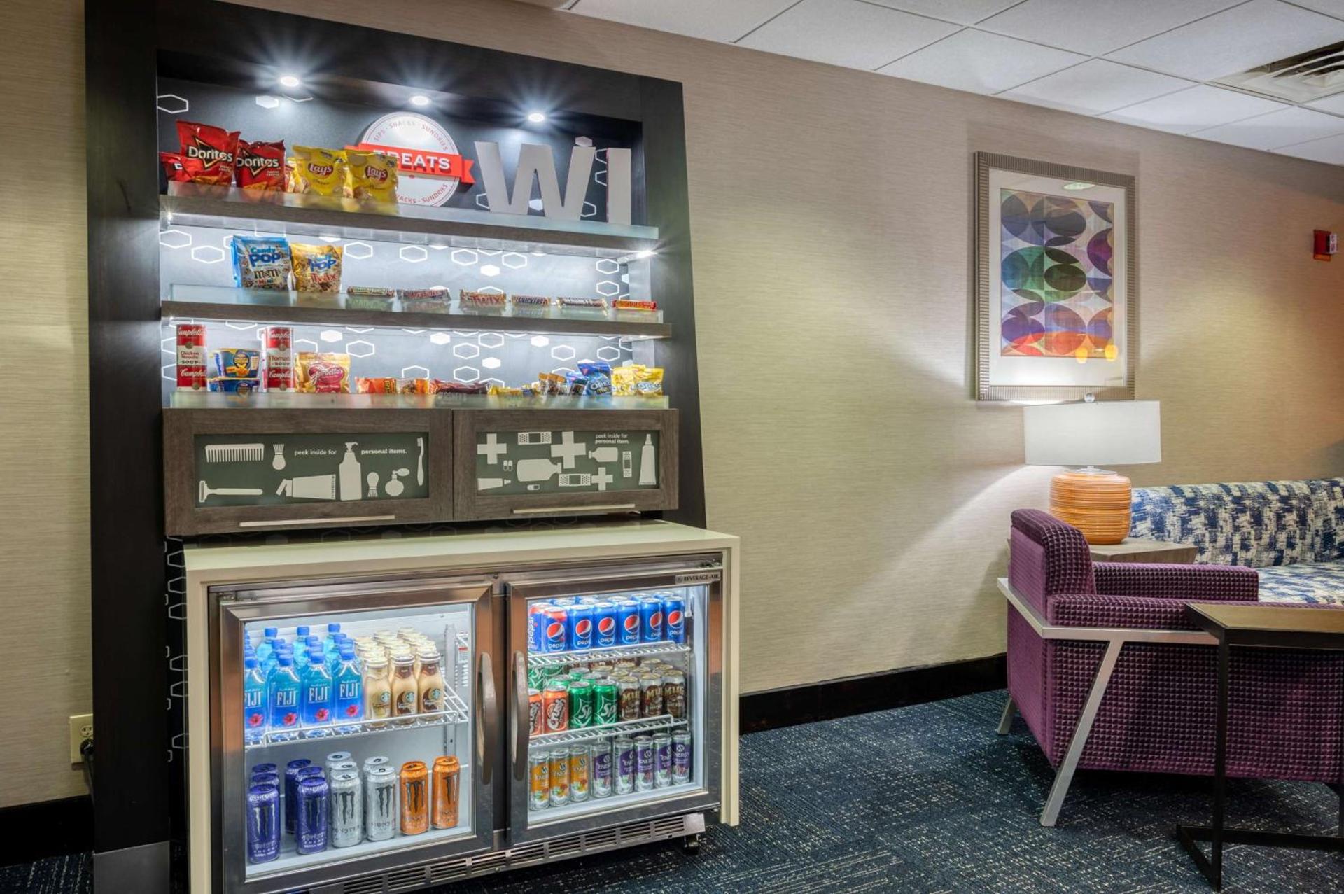 Hampton Inn Janesville photo 4
