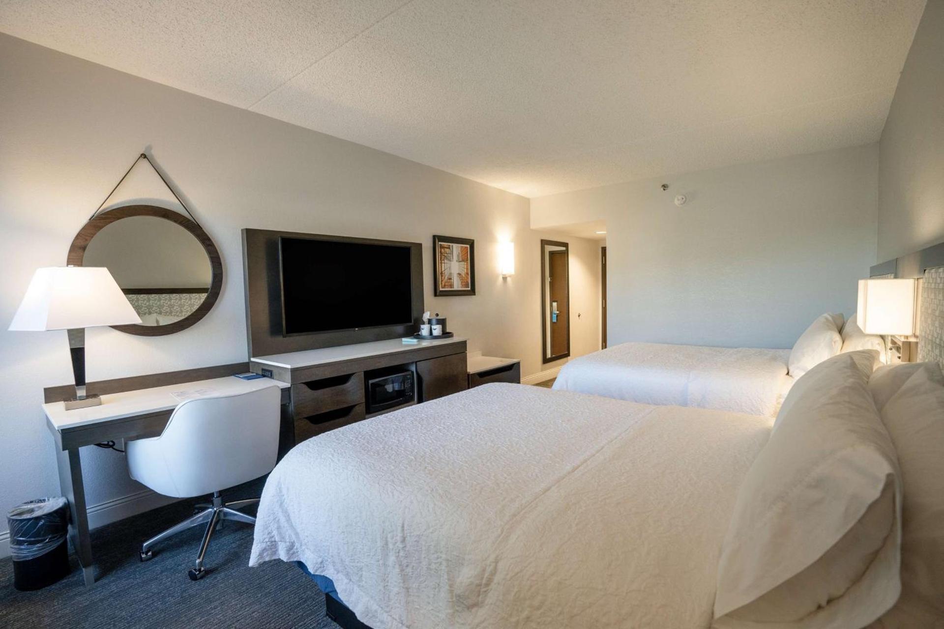 Hampton Inn & Suites Fairfield photo 45