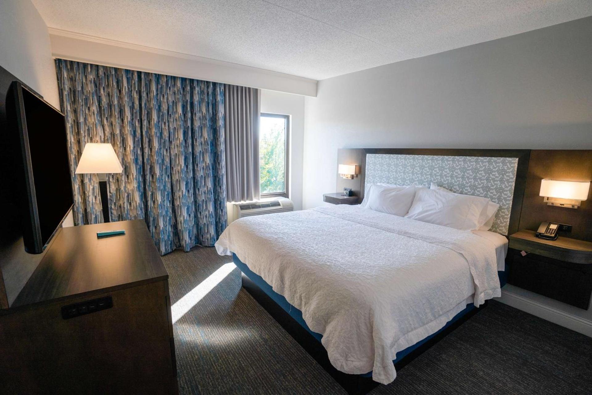 Hampton Inn & Suites Fairfield photo 69