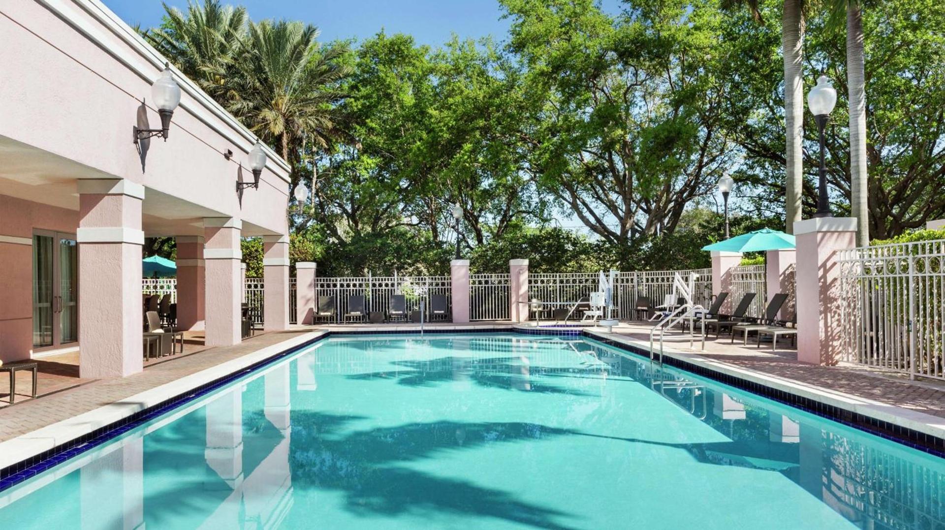 DoubleTree by Hilton Sunrise - Sawgrass Mills photo 3