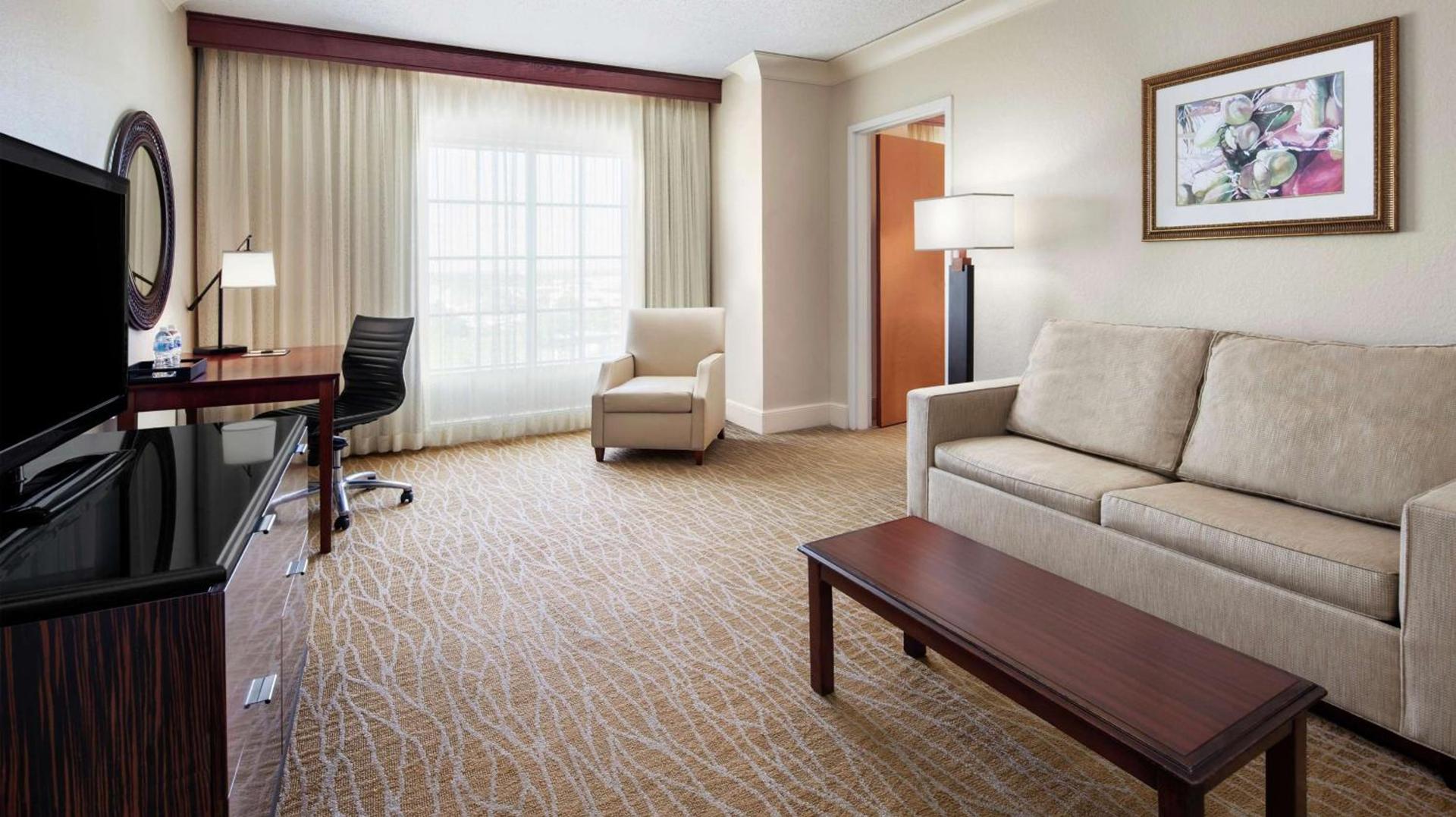 DoubleTree by Hilton Sunrise - Sawgrass Mills photo 24
