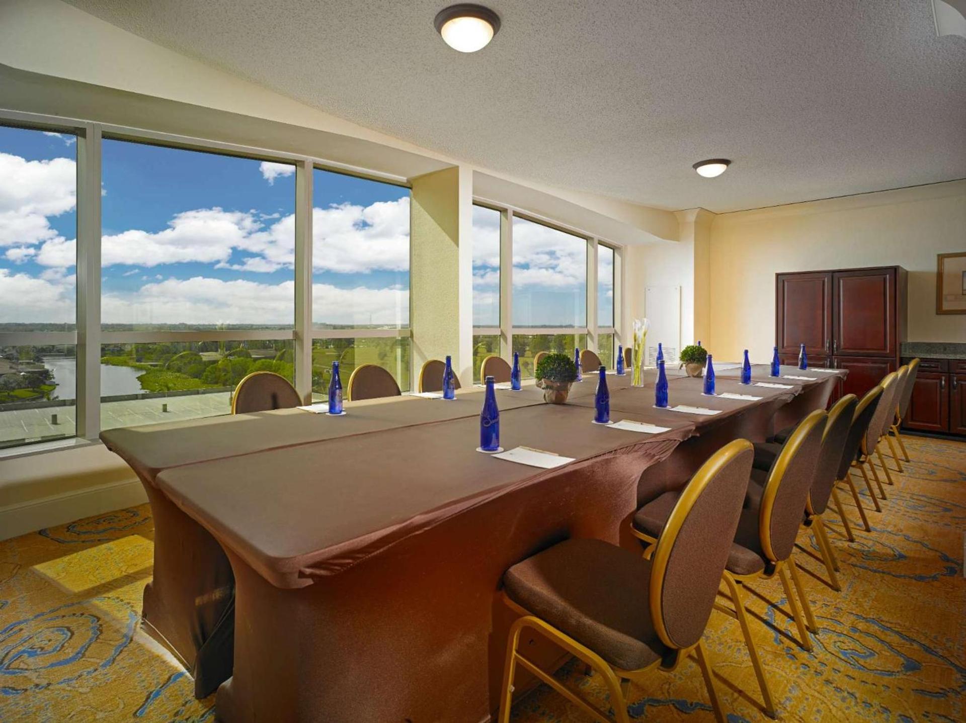 DoubleTree by Hilton Sunrise - Sawgrass Mills photo 28