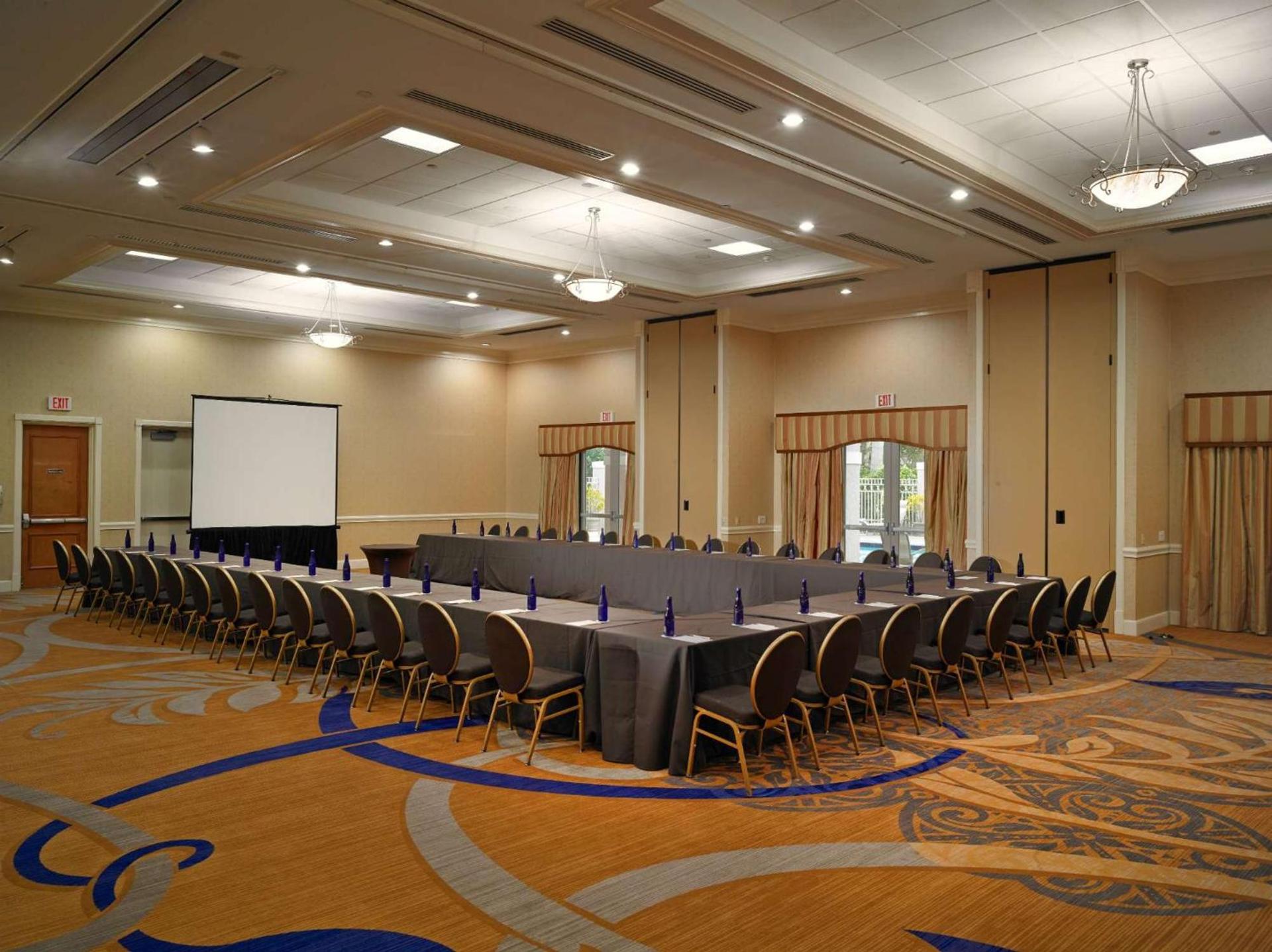 DoubleTree by Hilton Sunrise - Sawgrass Mills photo 14