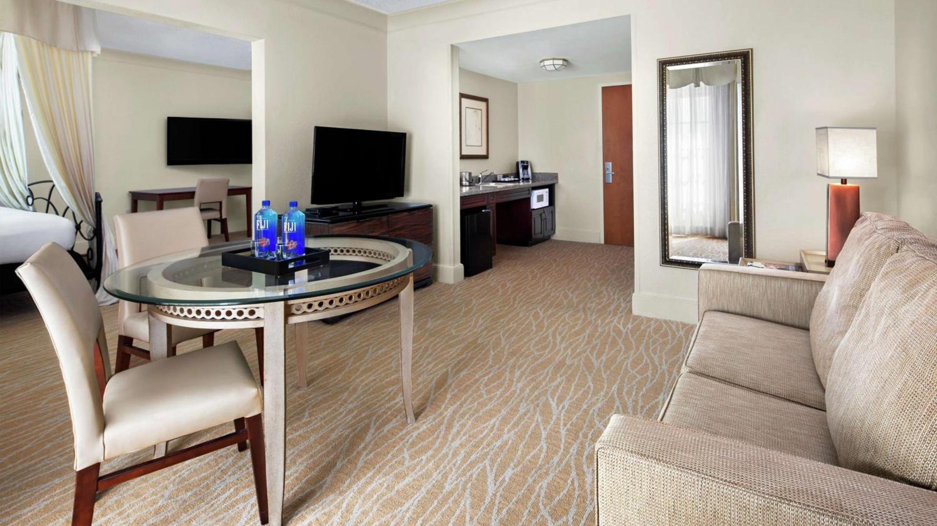 DoubleTree by Hilton Sunrise - Sawgrass Mills photo 37