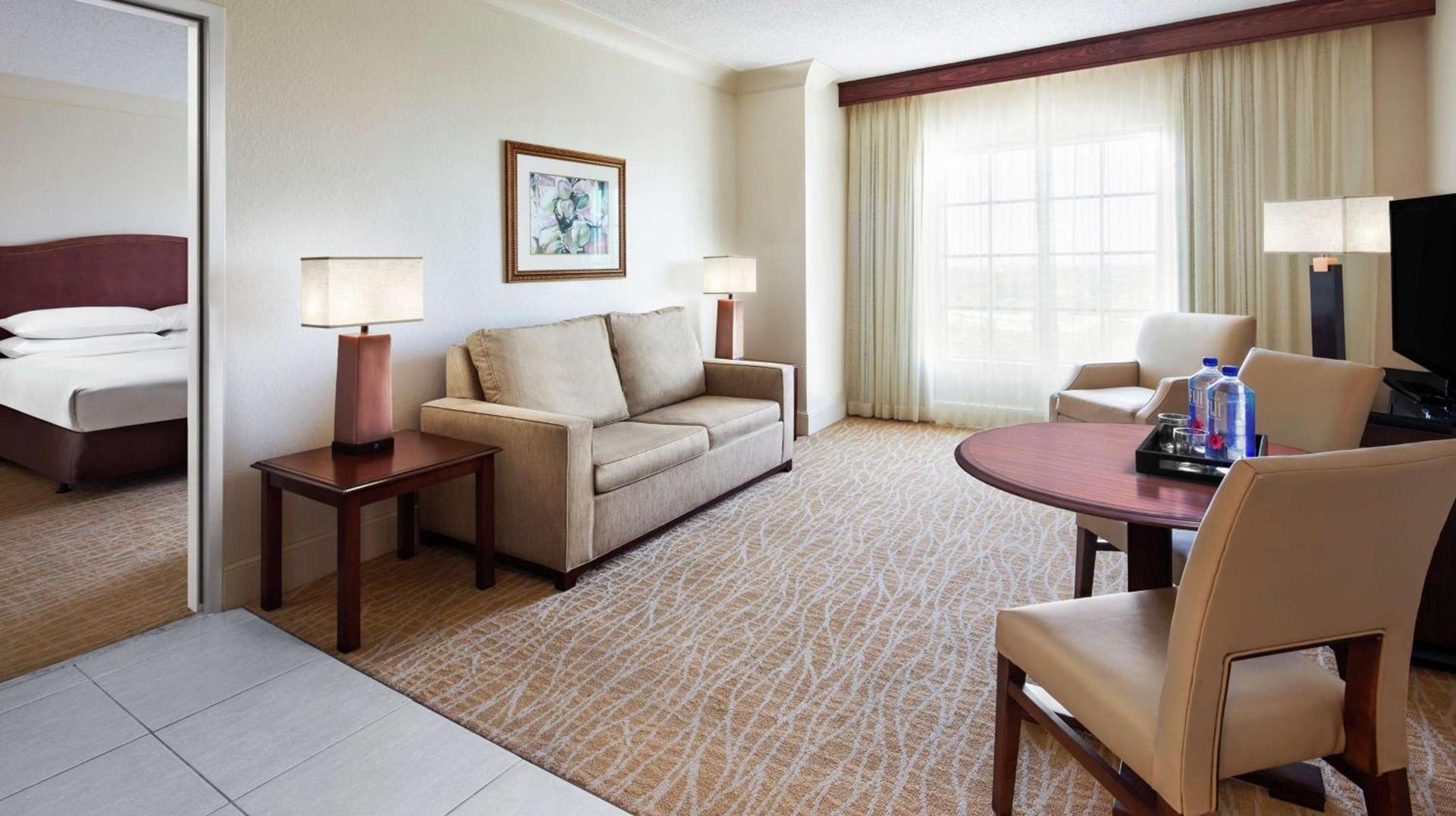 DoubleTree by Hilton Sunrise - Sawgrass Mills photo 25