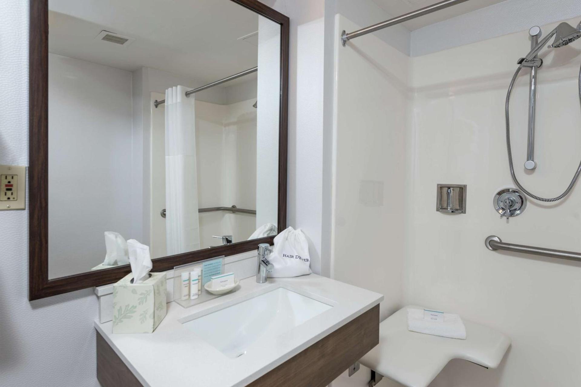 Hampton Inn Fall River/Westport photo 47