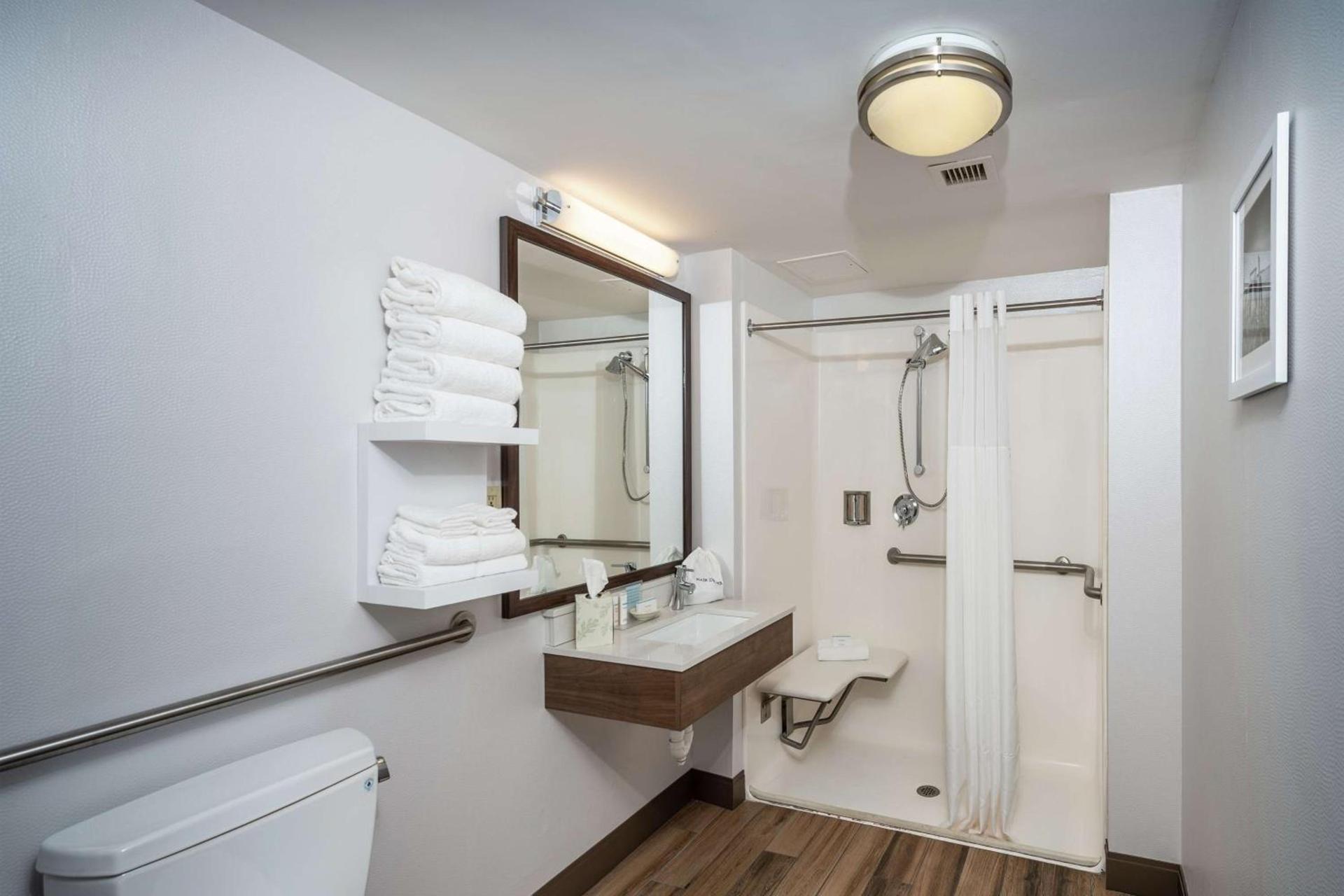 Hampton Inn Fall River/Westport photo 35