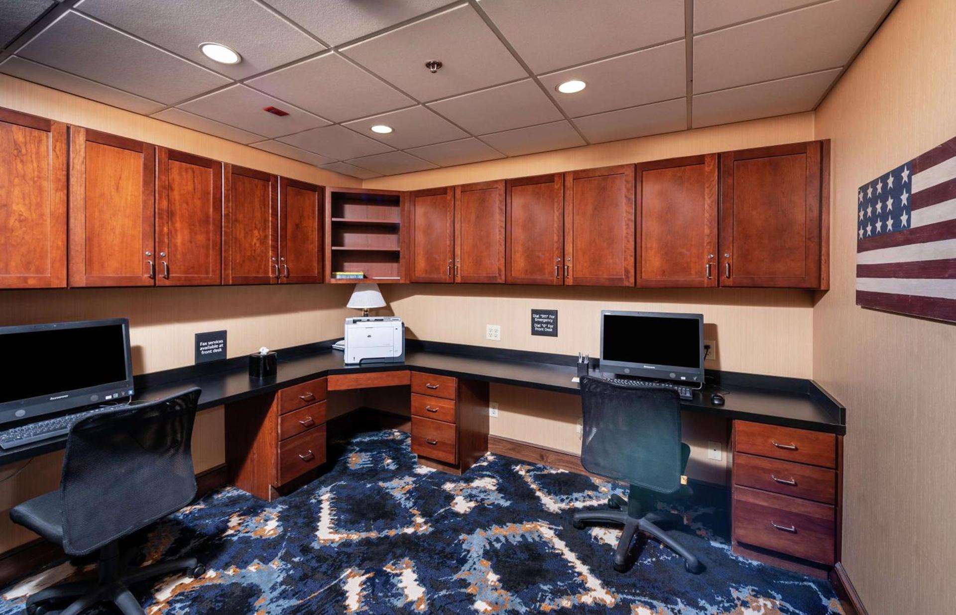 Hampton Inn Fall River/Westport photo 32