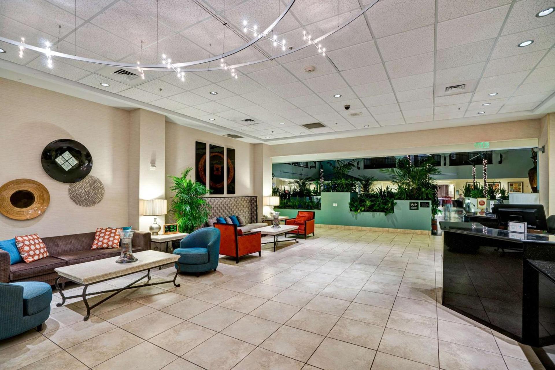 Embassy Suites Fort Myers - Estero photo 11