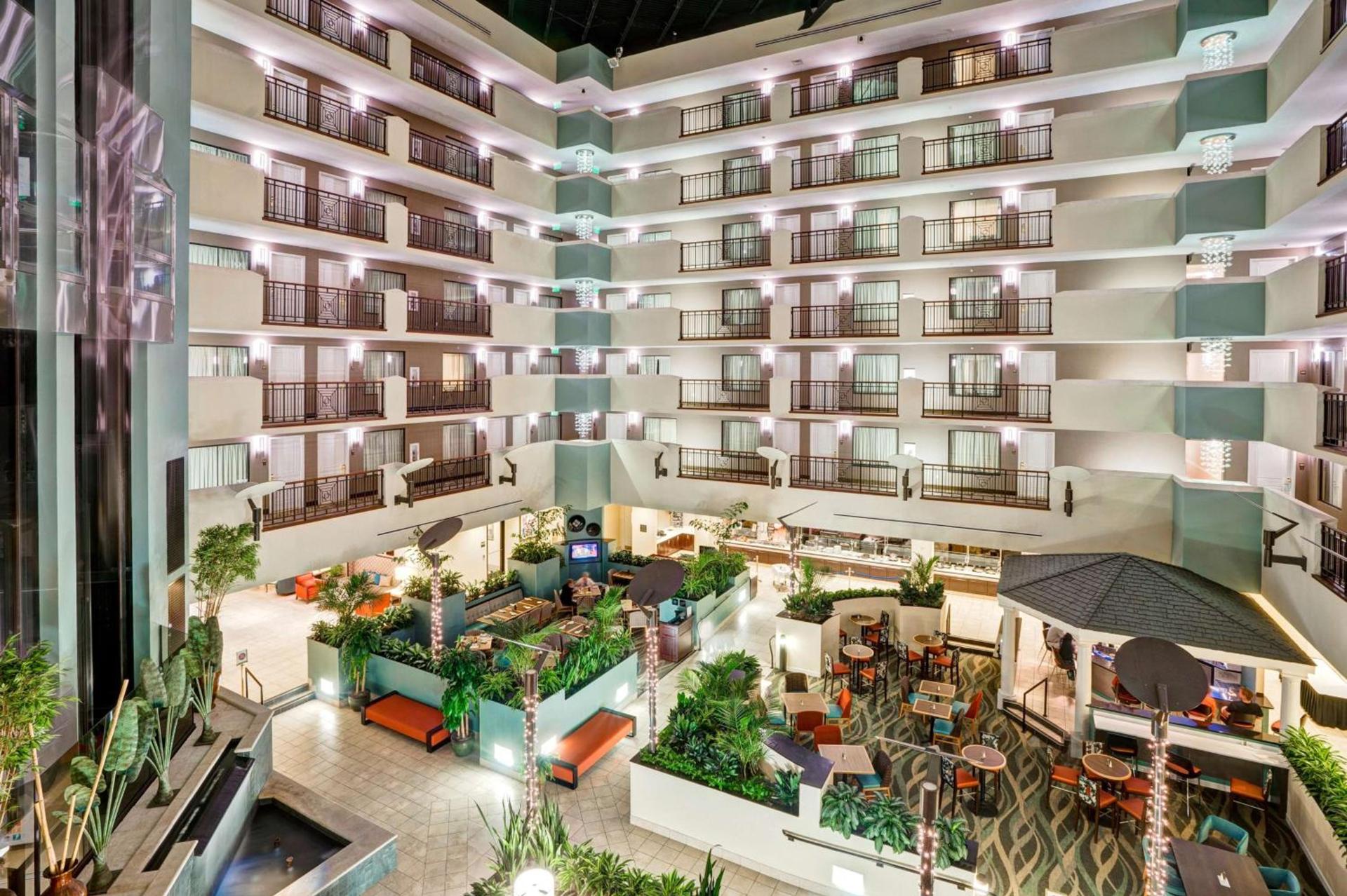 Embassy Suites Fort Myers - Estero photo 10