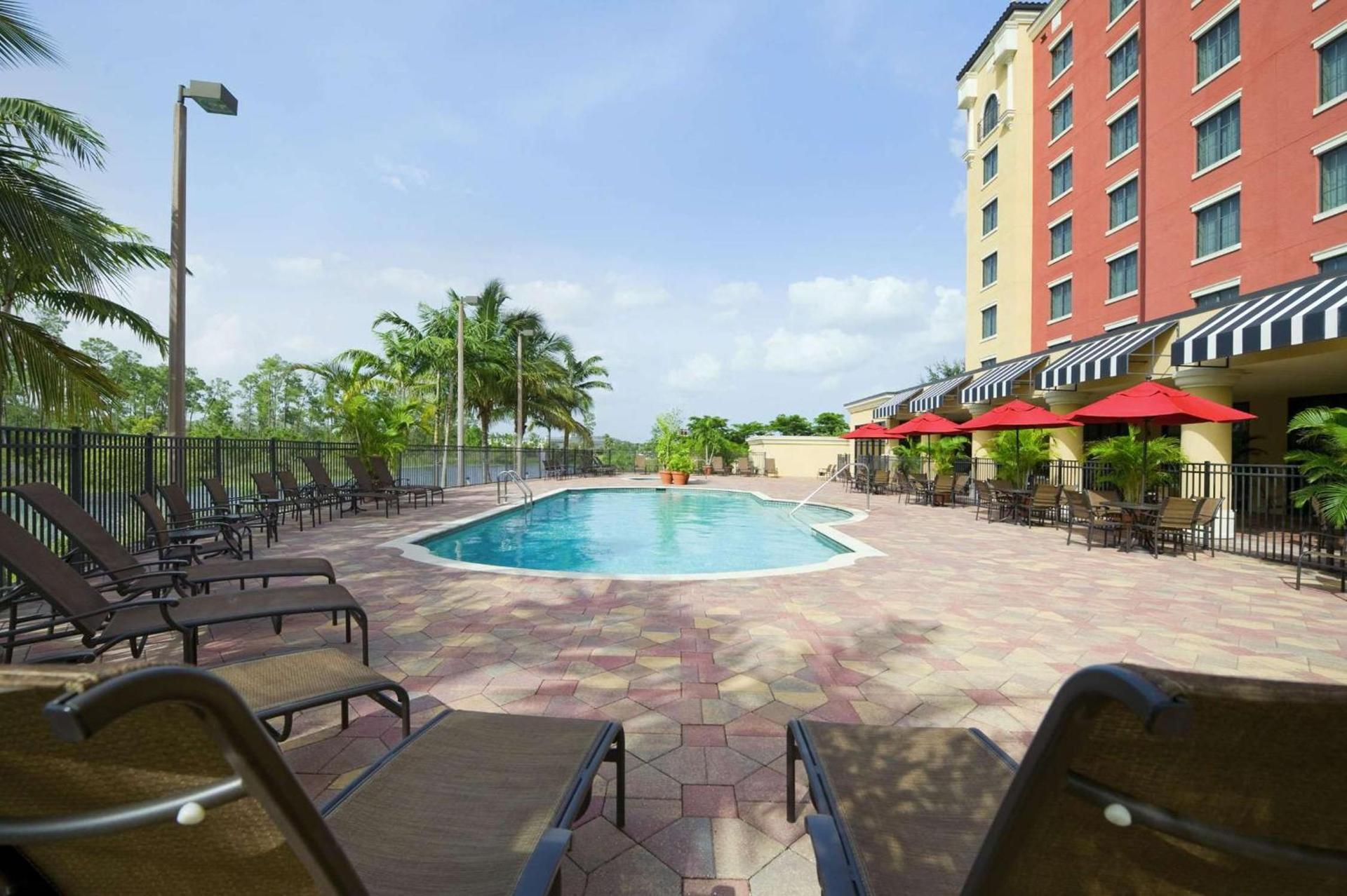 Embassy Suites Fort Myers - Estero photo 13