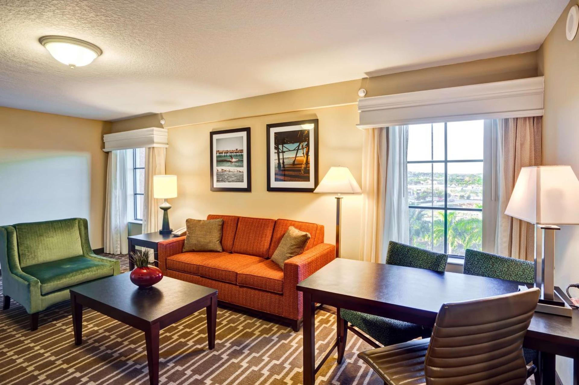 Embassy Suites Fort Myers - Estero photo 33