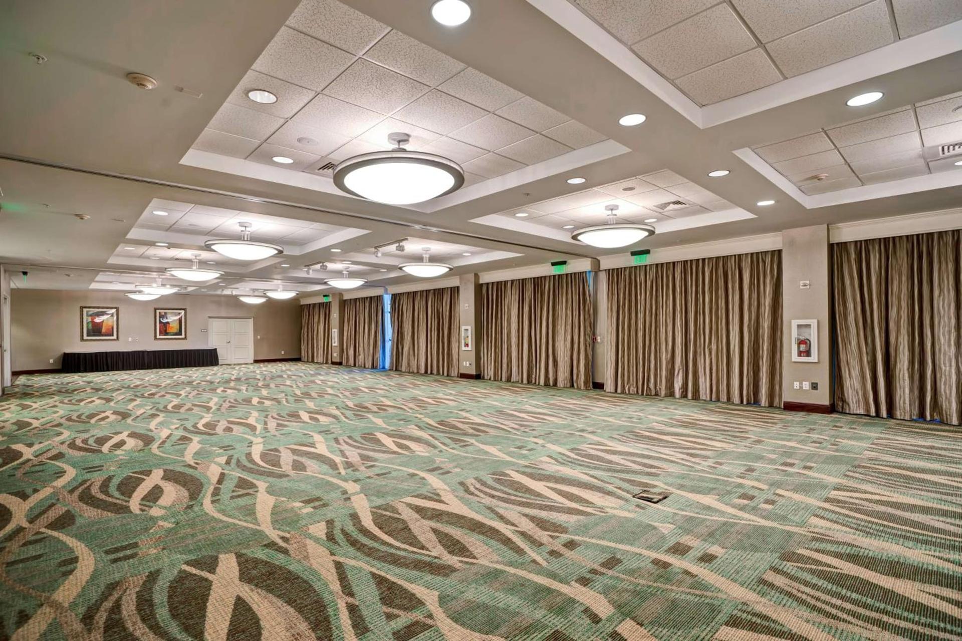 Embassy Suites Fort Myers - Estero photo 46