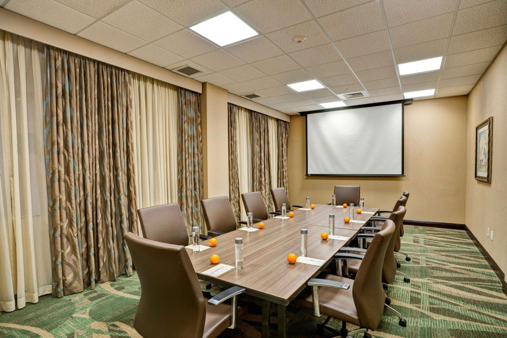Embassy Suites Fort Myers - Estero photo 48
