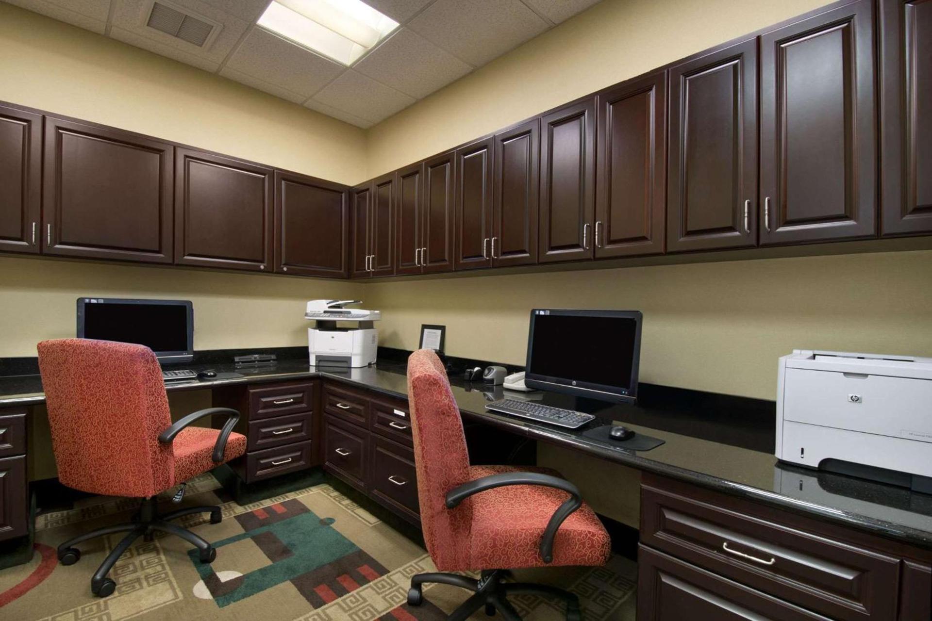 Embassy Suites Fort Myers - Estero photo 55