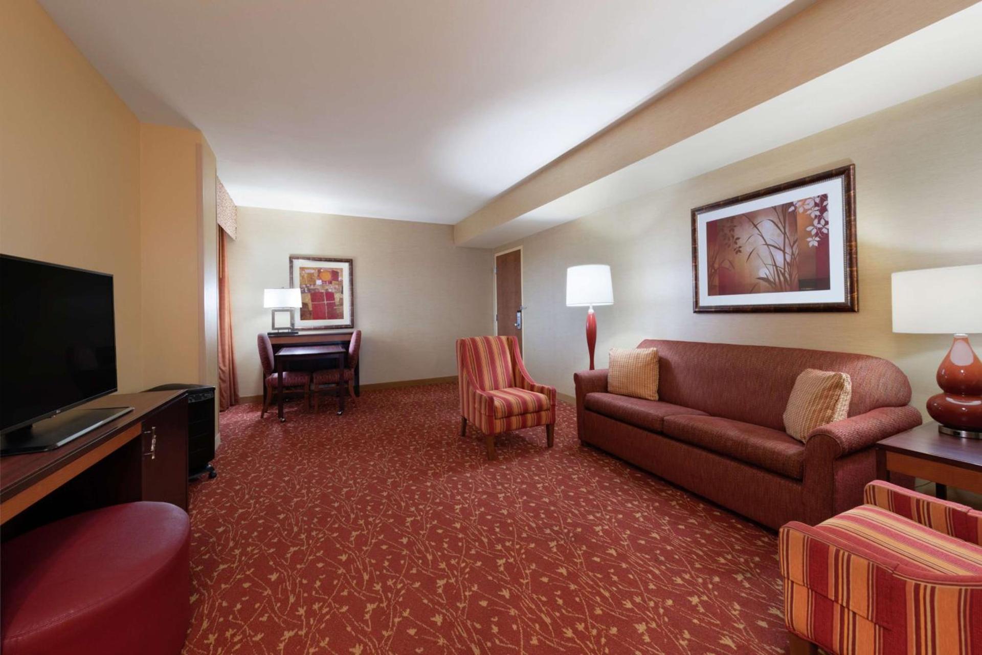 Embassy Suites Loveland Conference Center photo 19