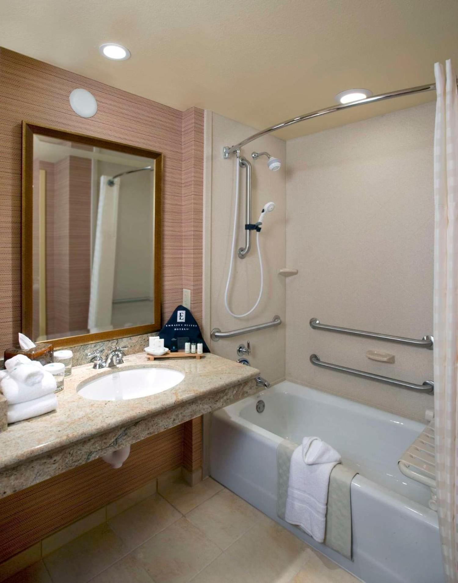 Embassy Suites Loveland Conference Center photo 31