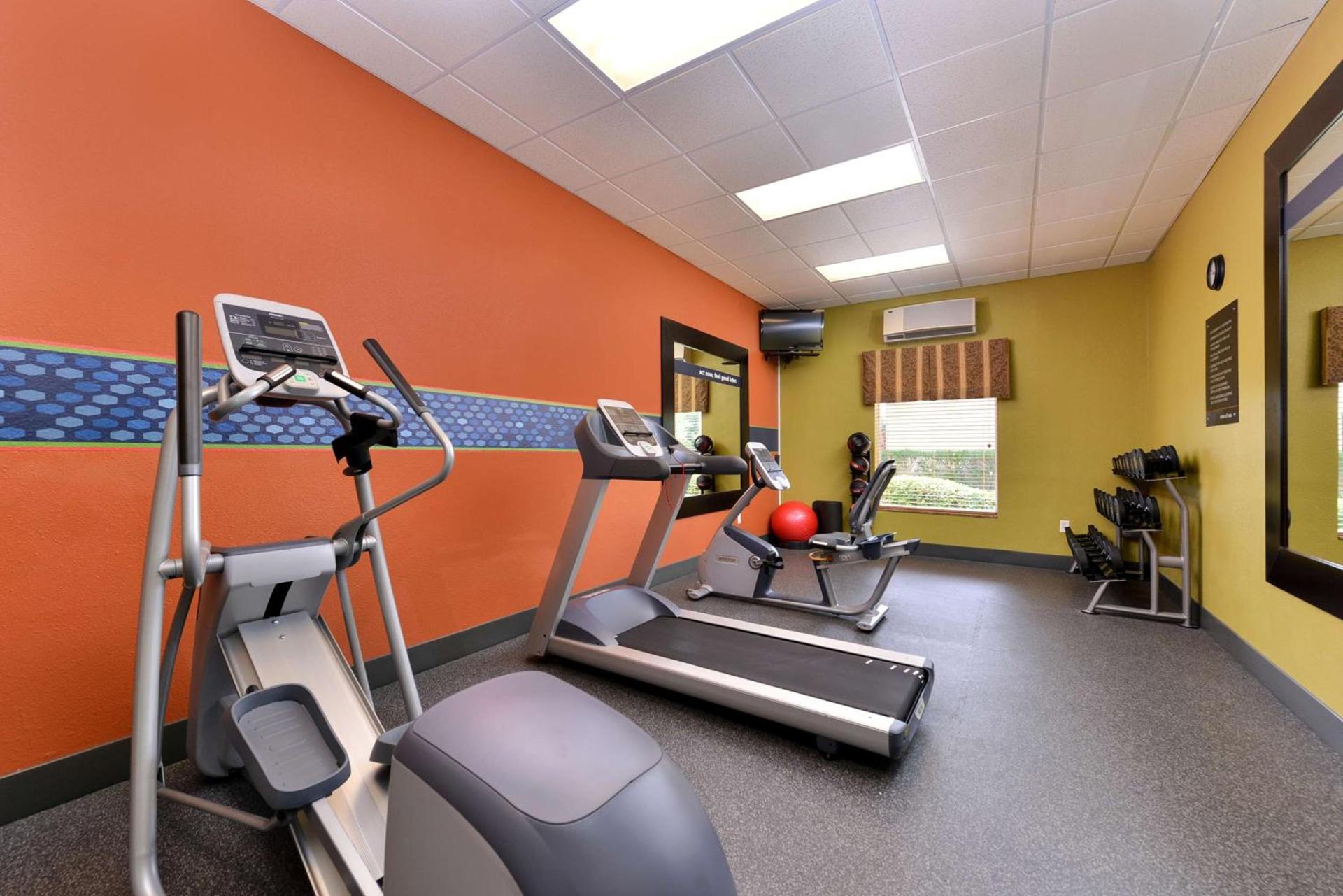 Hampton Inn Houston-Deer Park Ship Area photo 12