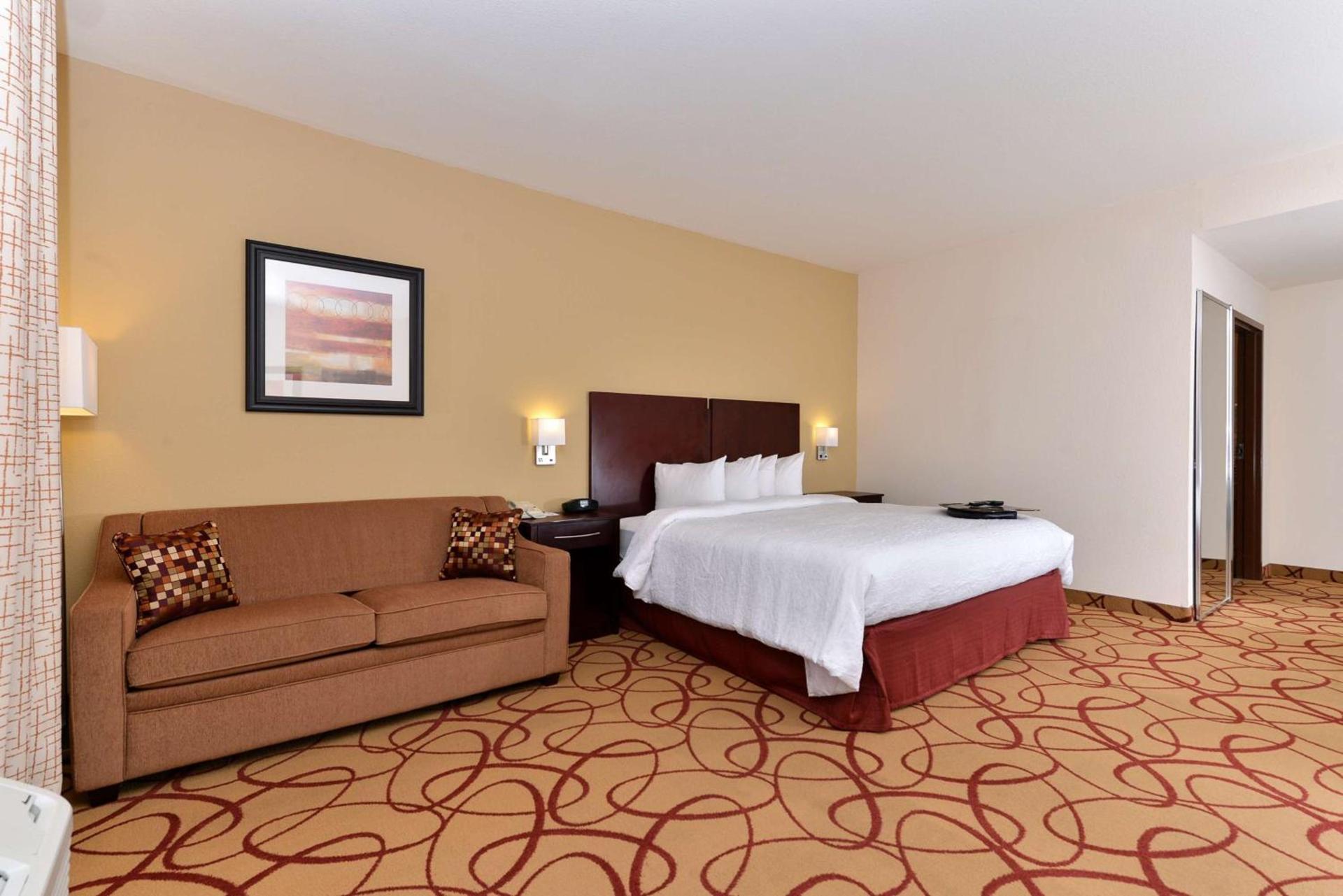 Hampton Inn Houston-Deer Park Ship Area photo 20