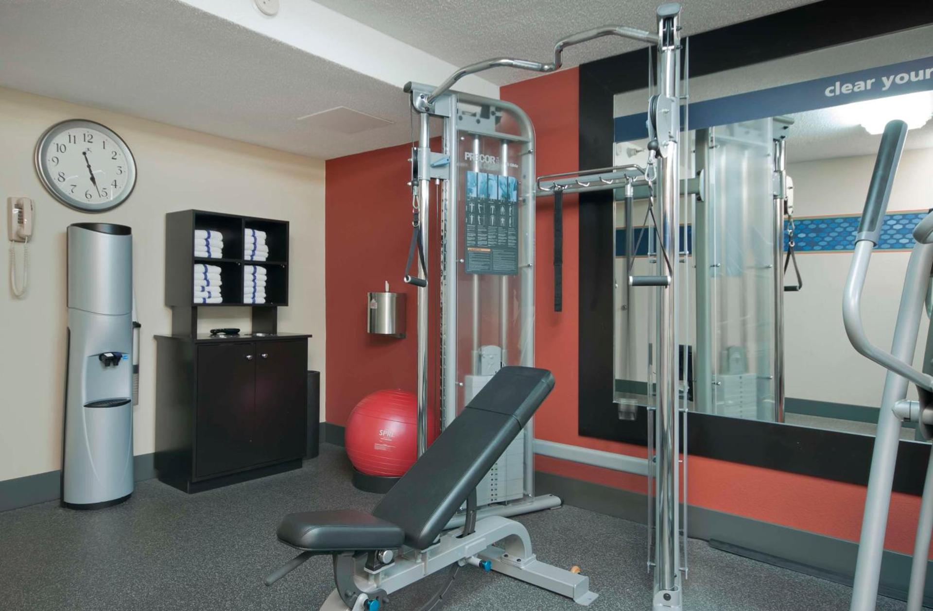 Hampton Inn Indianapolis Northeast/Castleton photo 14