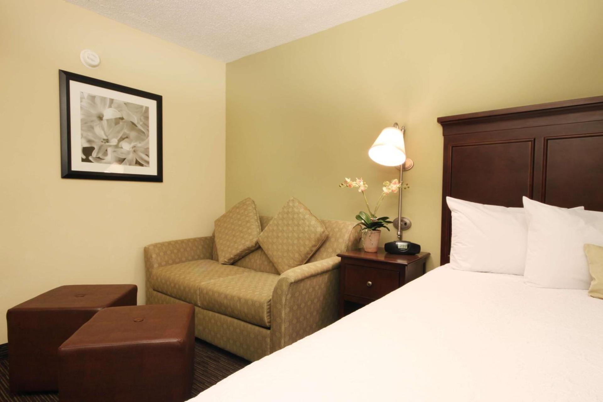 Hampton Inn Indianapolis Northeast/Castleton photo 22