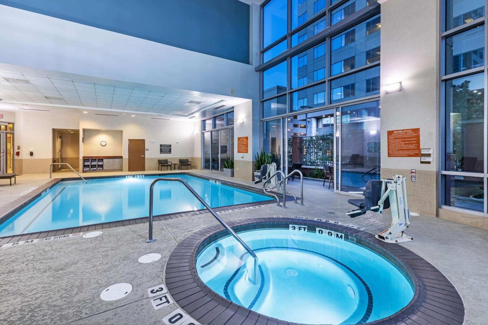 Embassy Suites by Hilton Houston-Energy Corridor photo 7