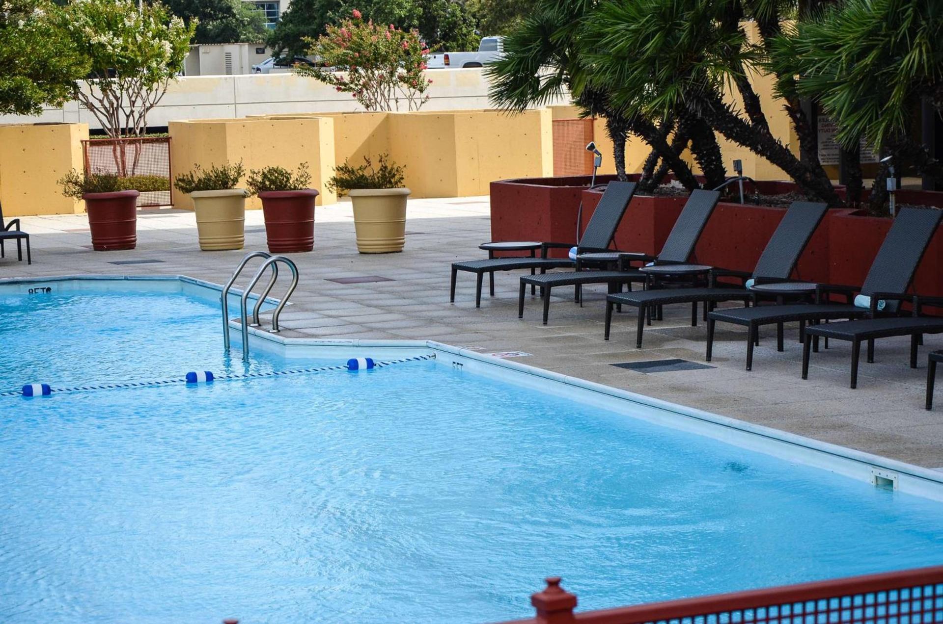DoubleTree by Hilton Hotel Houston Greenway Plaza photo 8