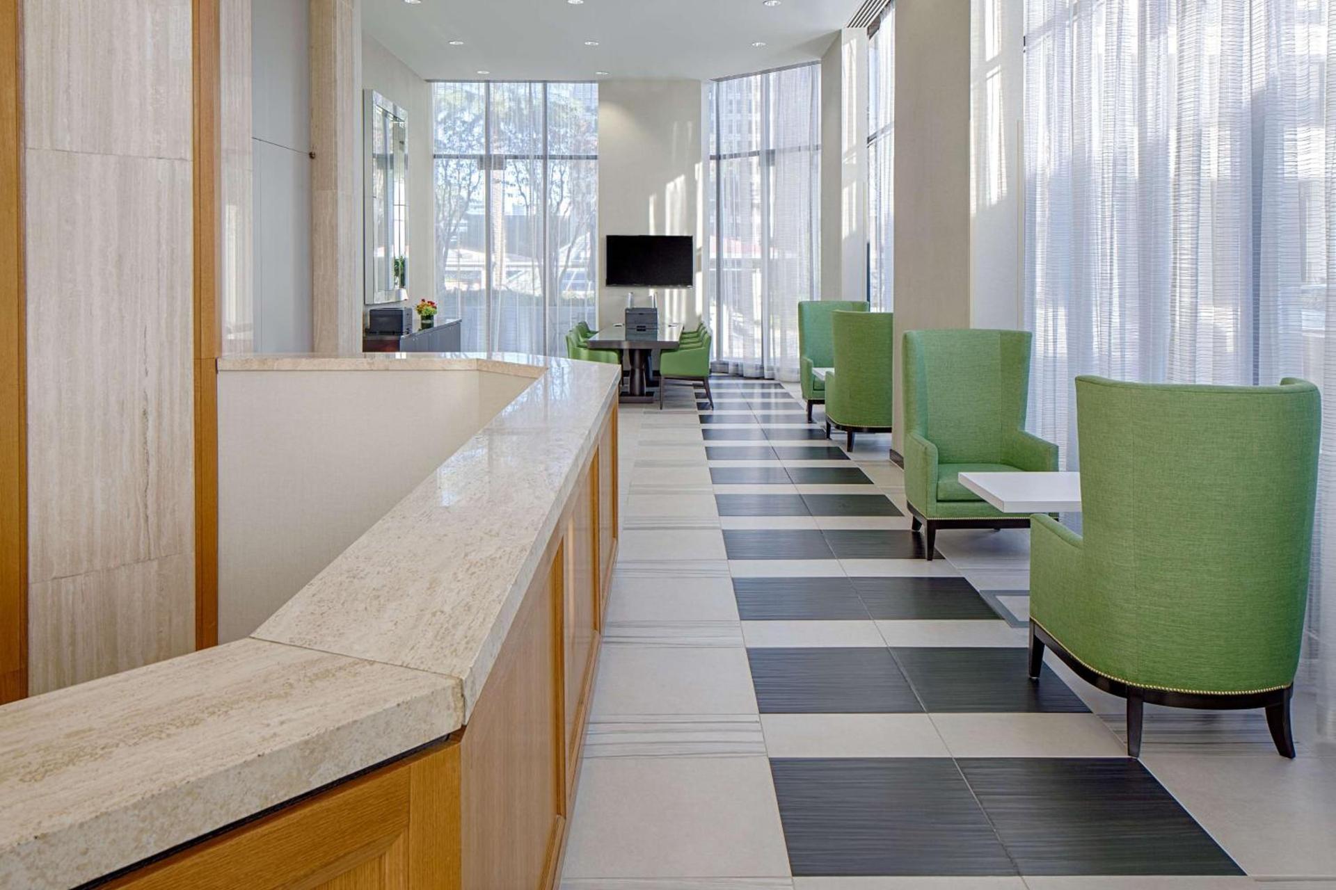 DoubleTree by Hilton Hotel Houston Greenway Plaza photo 44