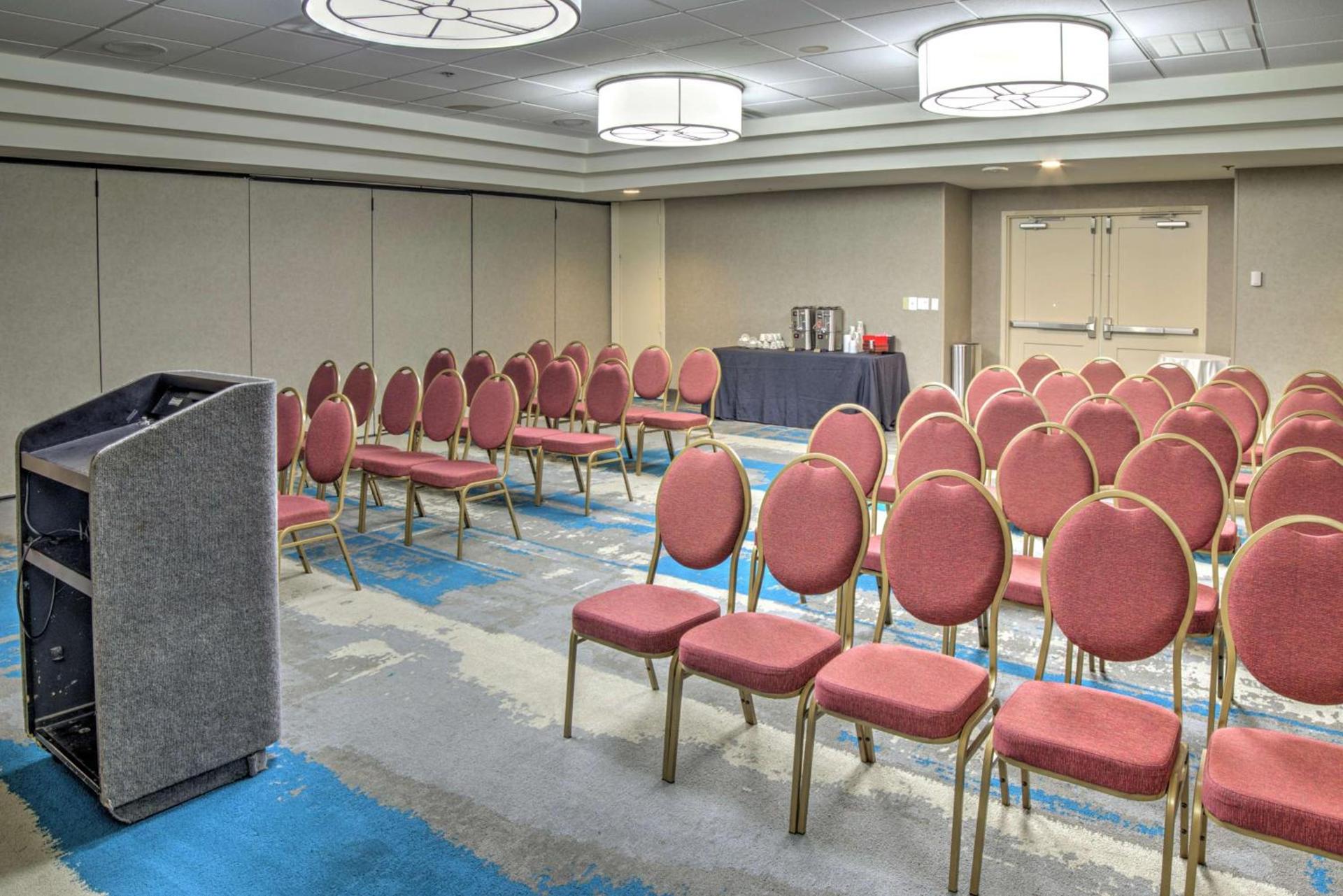 Embassy Suites by Hilton Indianapolis North photo 19