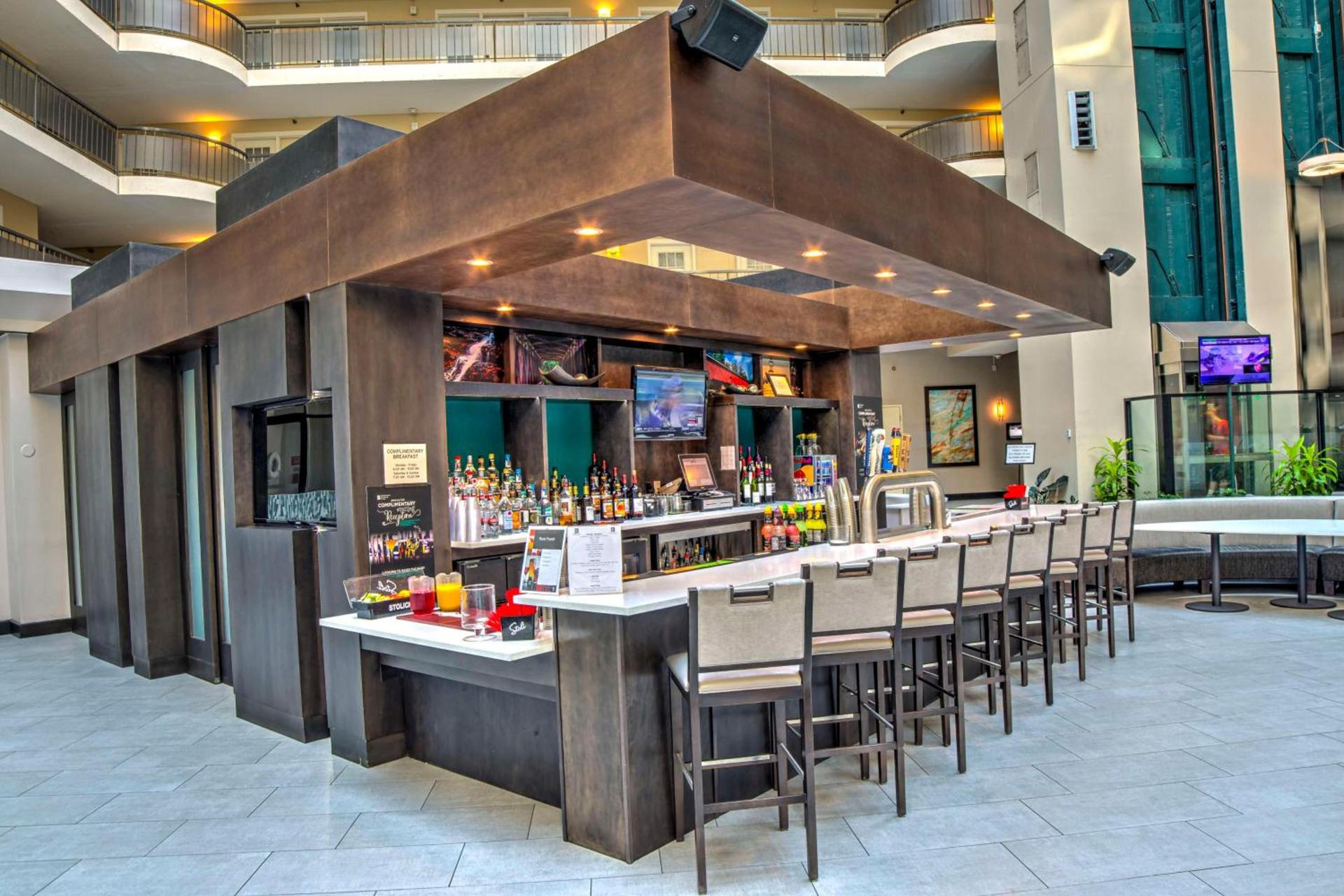 Embassy Suites by Hilton Indianapolis North photo 24