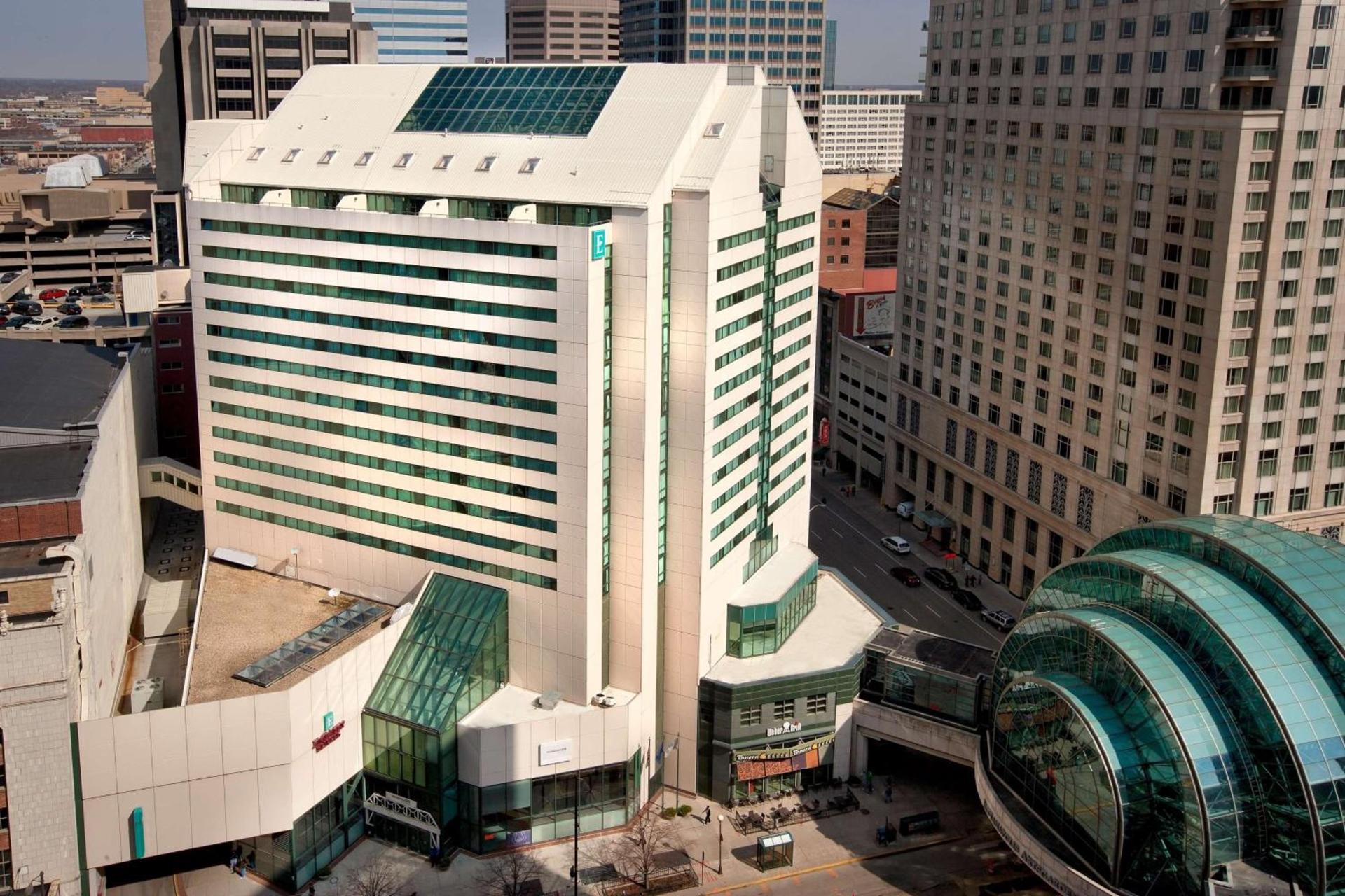 Embassy Suites by Hilton Indianapolis Downtown photo 4
