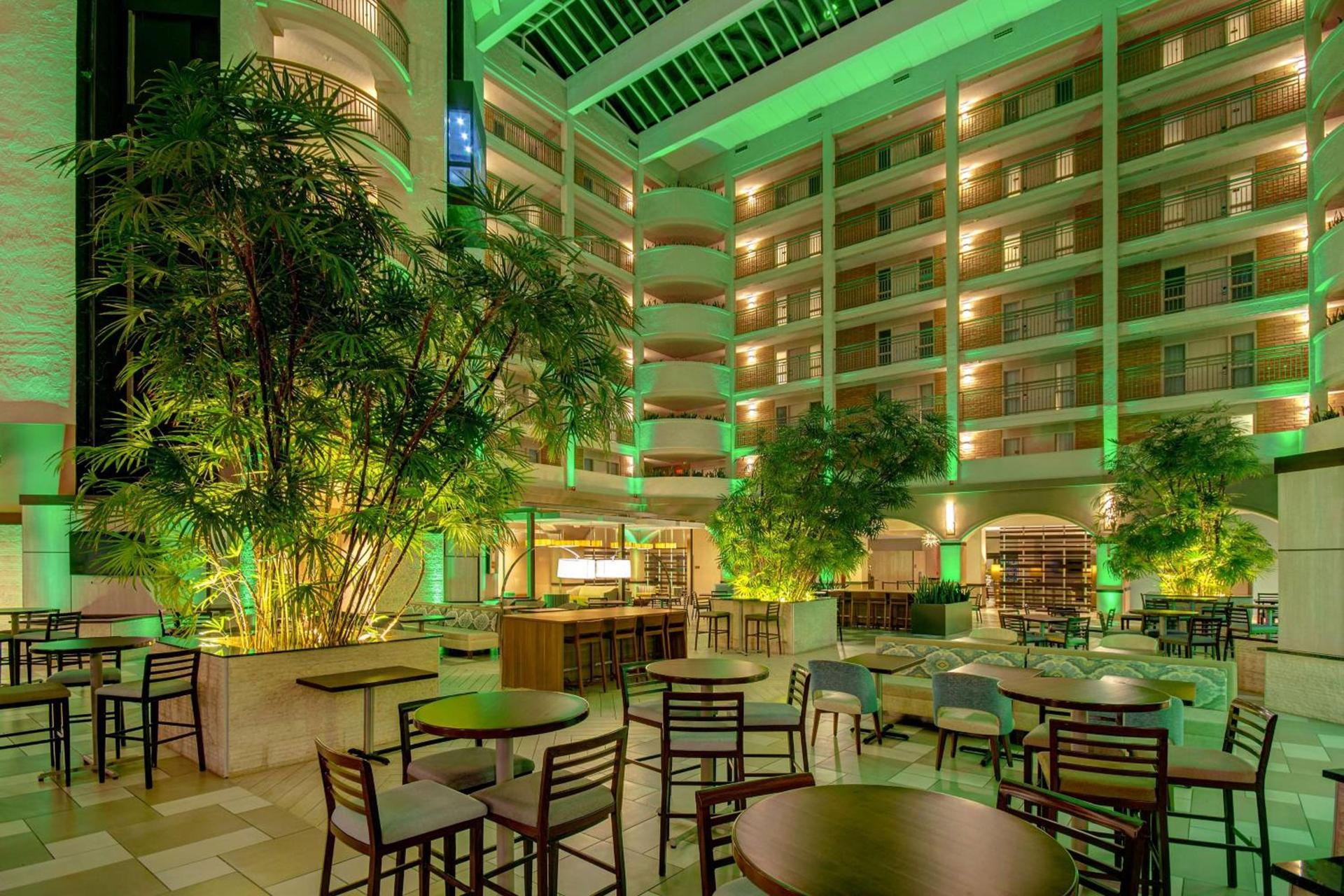 Embassy Suites by Hilton Jacksonville Baymeadows photo 16