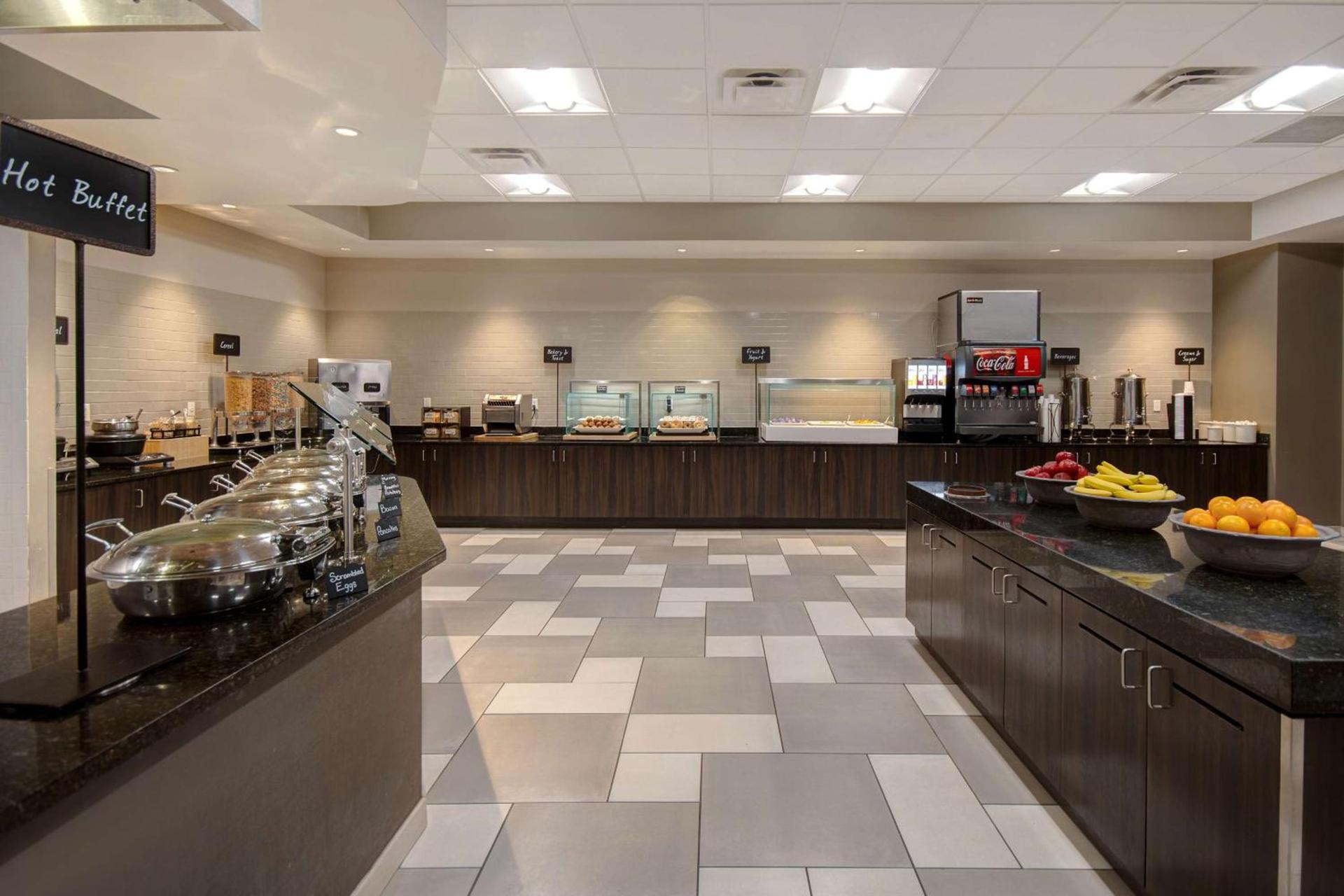 Embassy Suites by Hilton Jacksonville Baymeadows photo 24