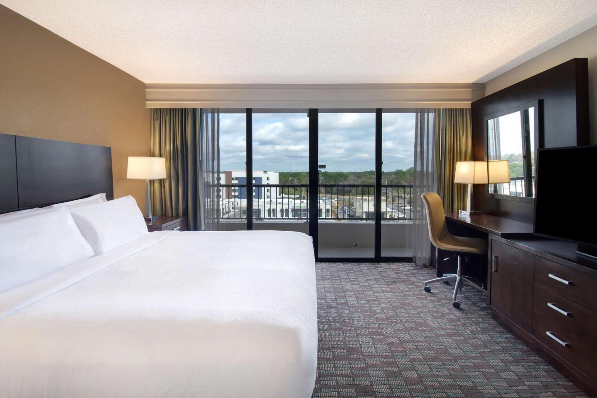 Embassy Suites by Hilton Jacksonville Baymeadows photo 55