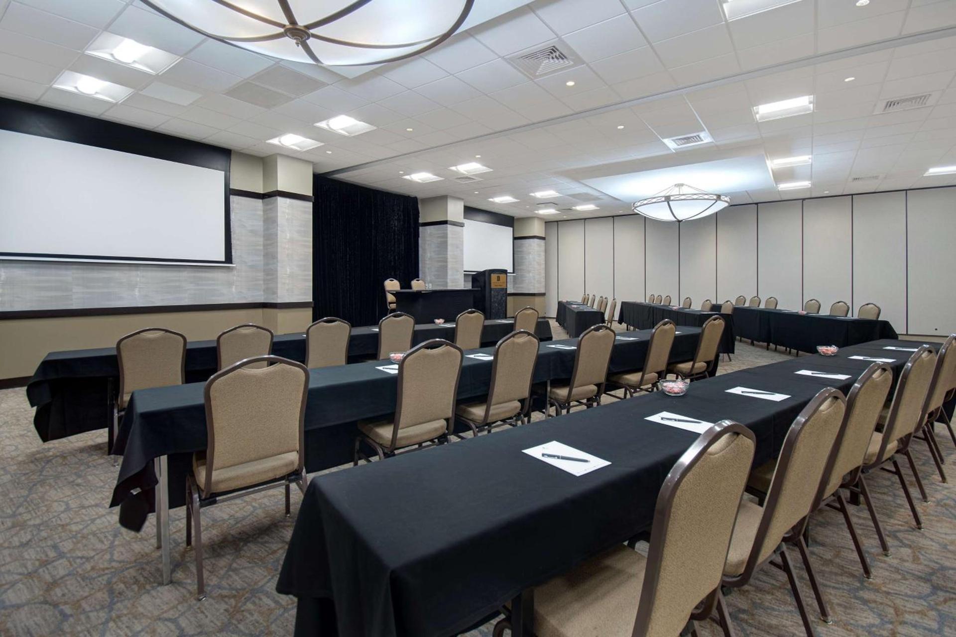 Embassy Suites by Hilton Jacksonville Baymeadows photo 68