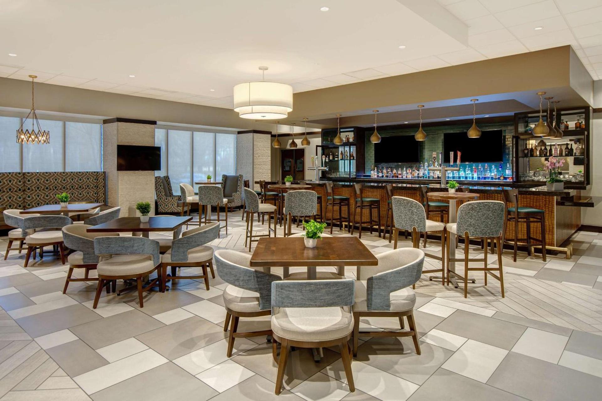 Embassy Suites by Hilton Jacksonville Baymeadows photo 78