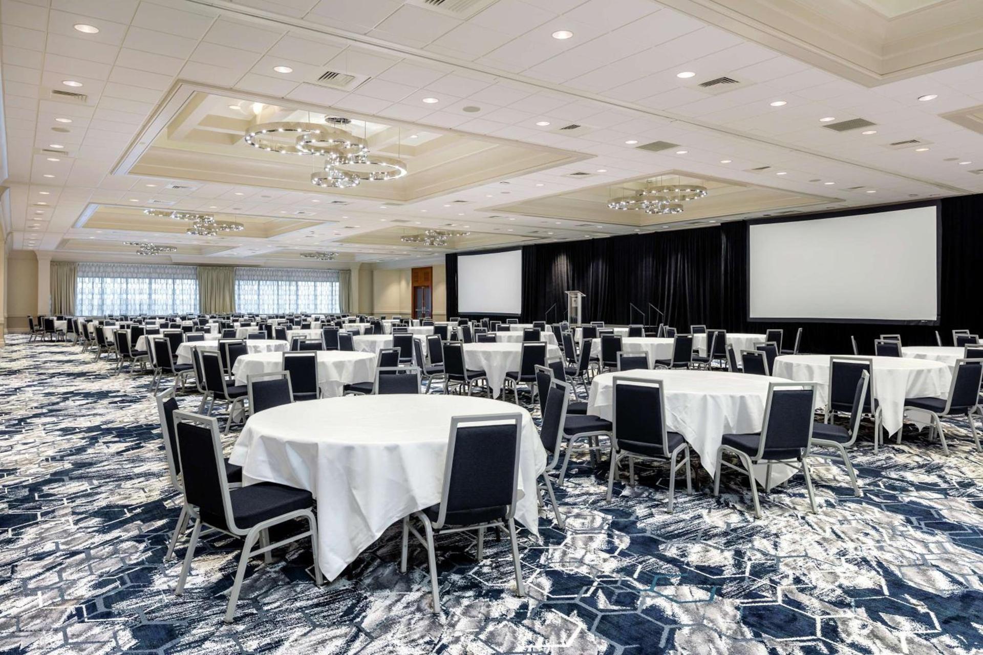 DoubleTree by Hilton San Jose photo 32