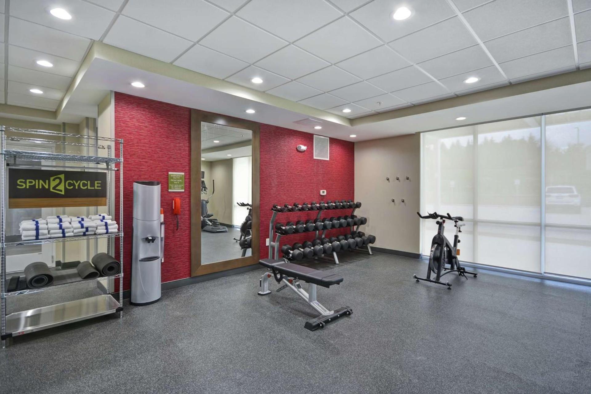 Home2 Suites By Hilton Grand Rapids North photo 18