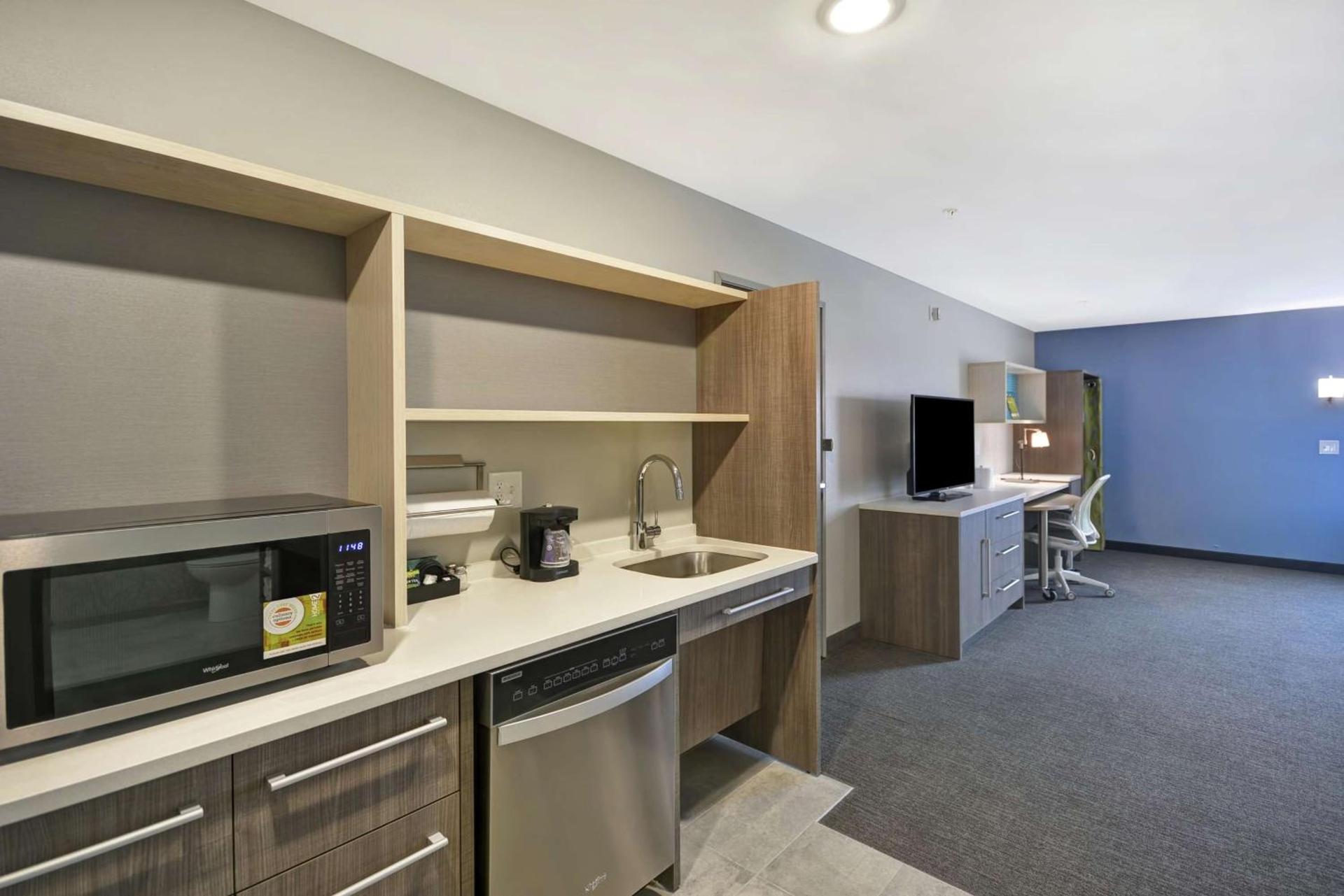 Home2 Suites By Hilton Grand Rapids North photo 27