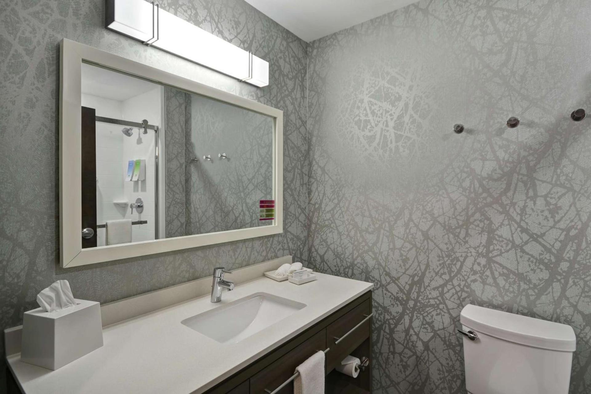 Home2 Suites By Hilton Grand Rapids North photo 31