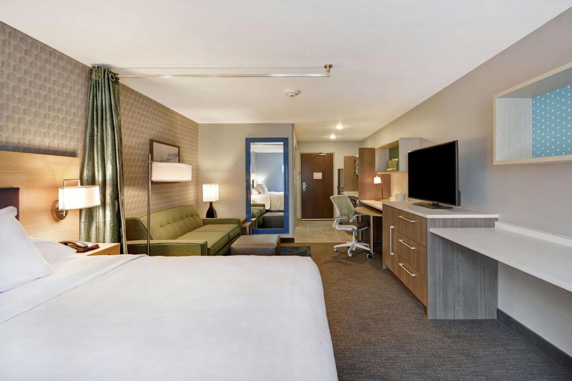 Home2 Suites By Hilton Grand Rapids North photo 36