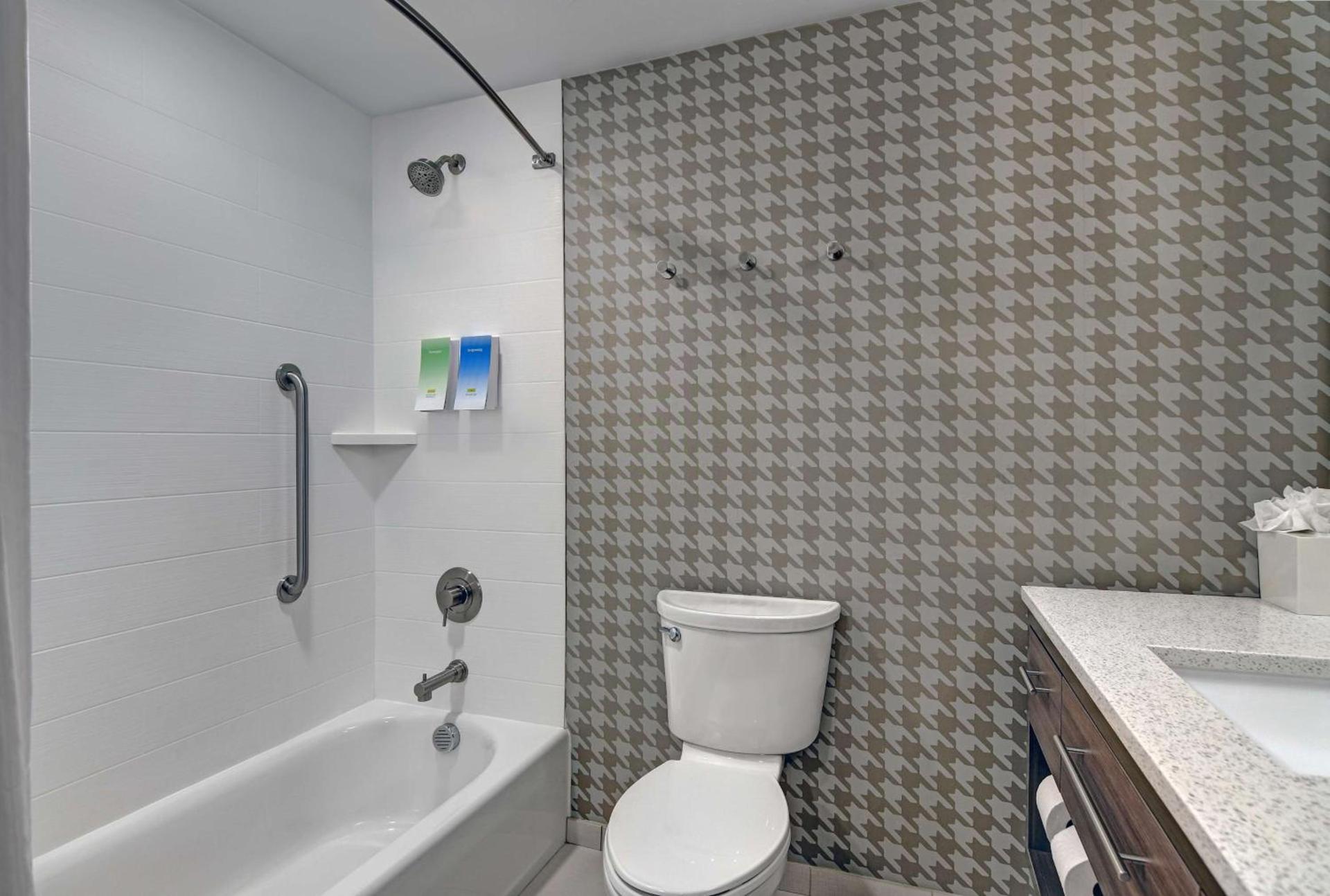 Home2 Suites By Hilton Bordentown photo 31