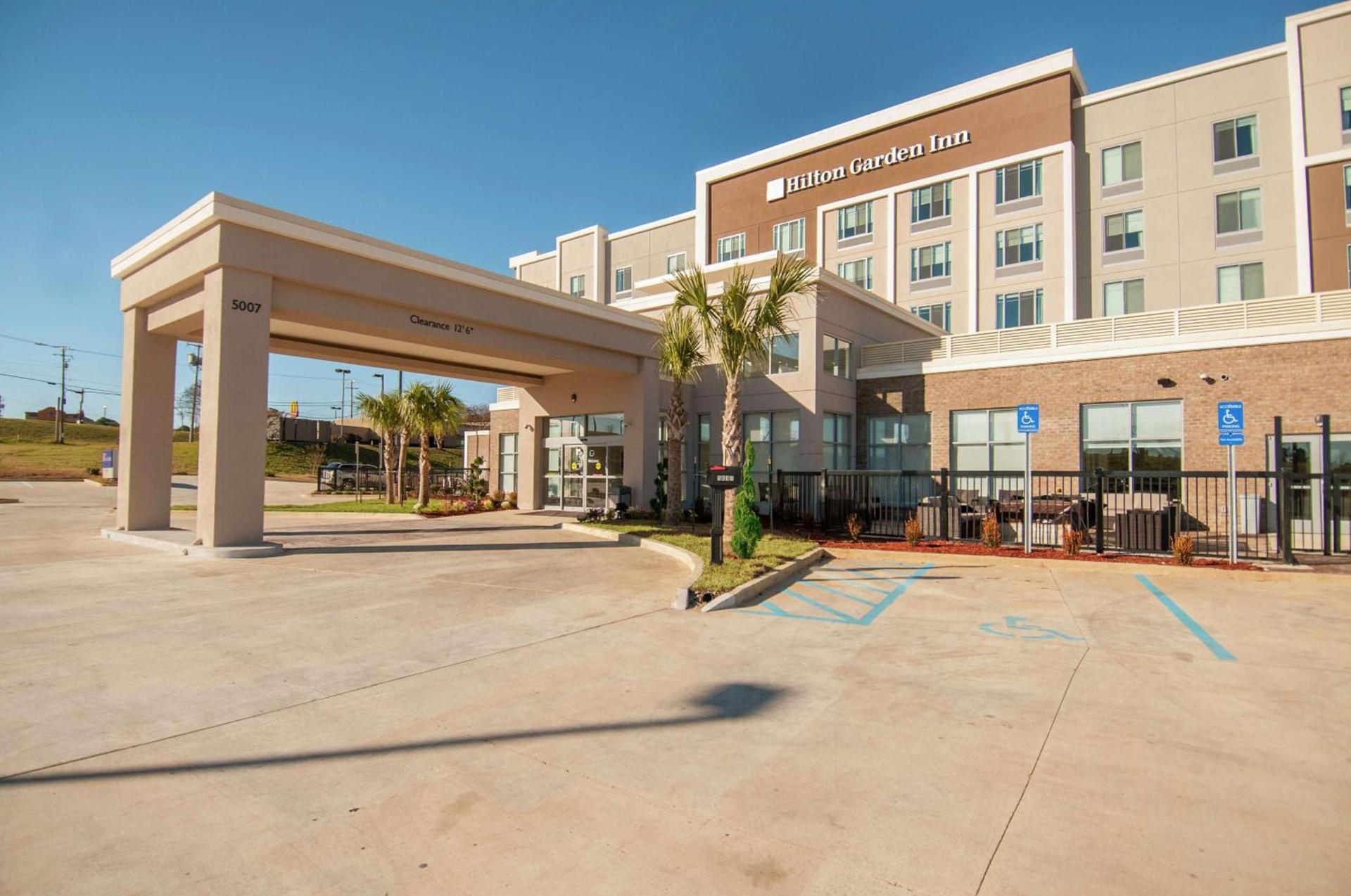 Hilton Garden Inn Jackson/Clinton photo 2