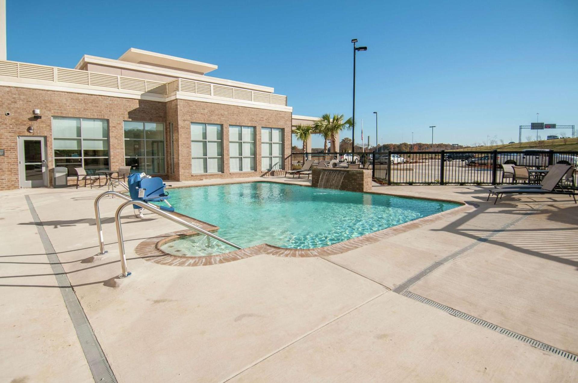 Hilton Garden Inn Jackson/Clinton photo 16