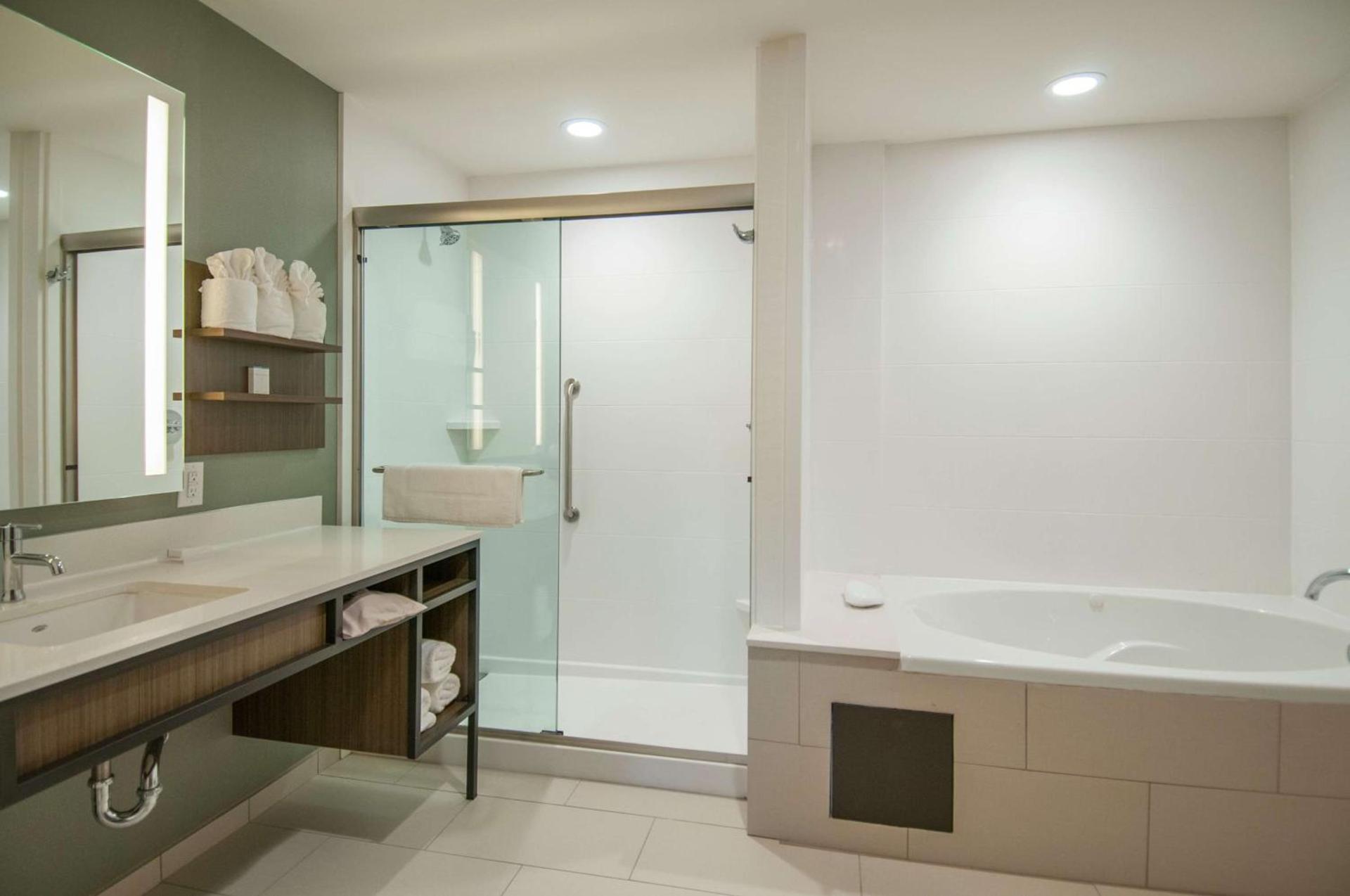 Hilton Garden Inn Jackson/Clinton photo 30