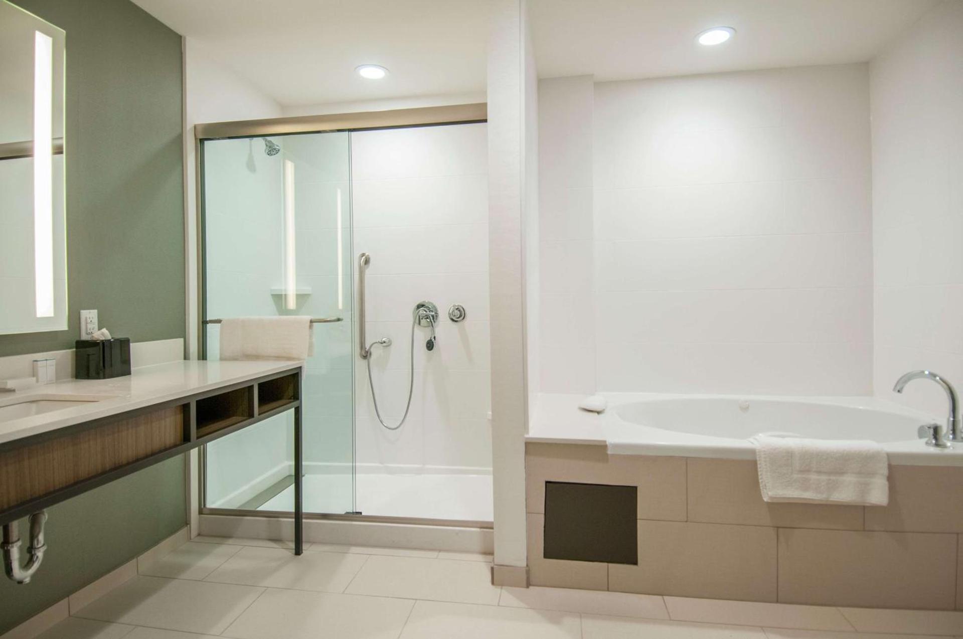Hilton Garden Inn Jackson/Clinton photo 44