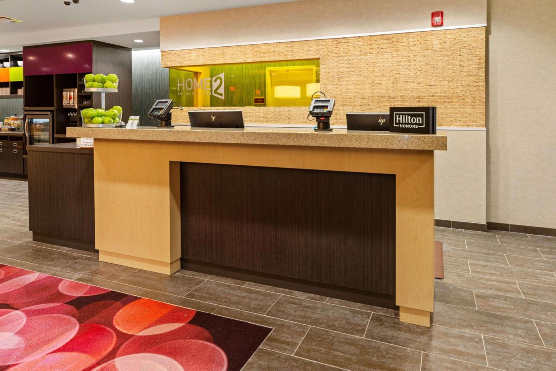 Home2 Suites By Hilton Newark Airport photo 3