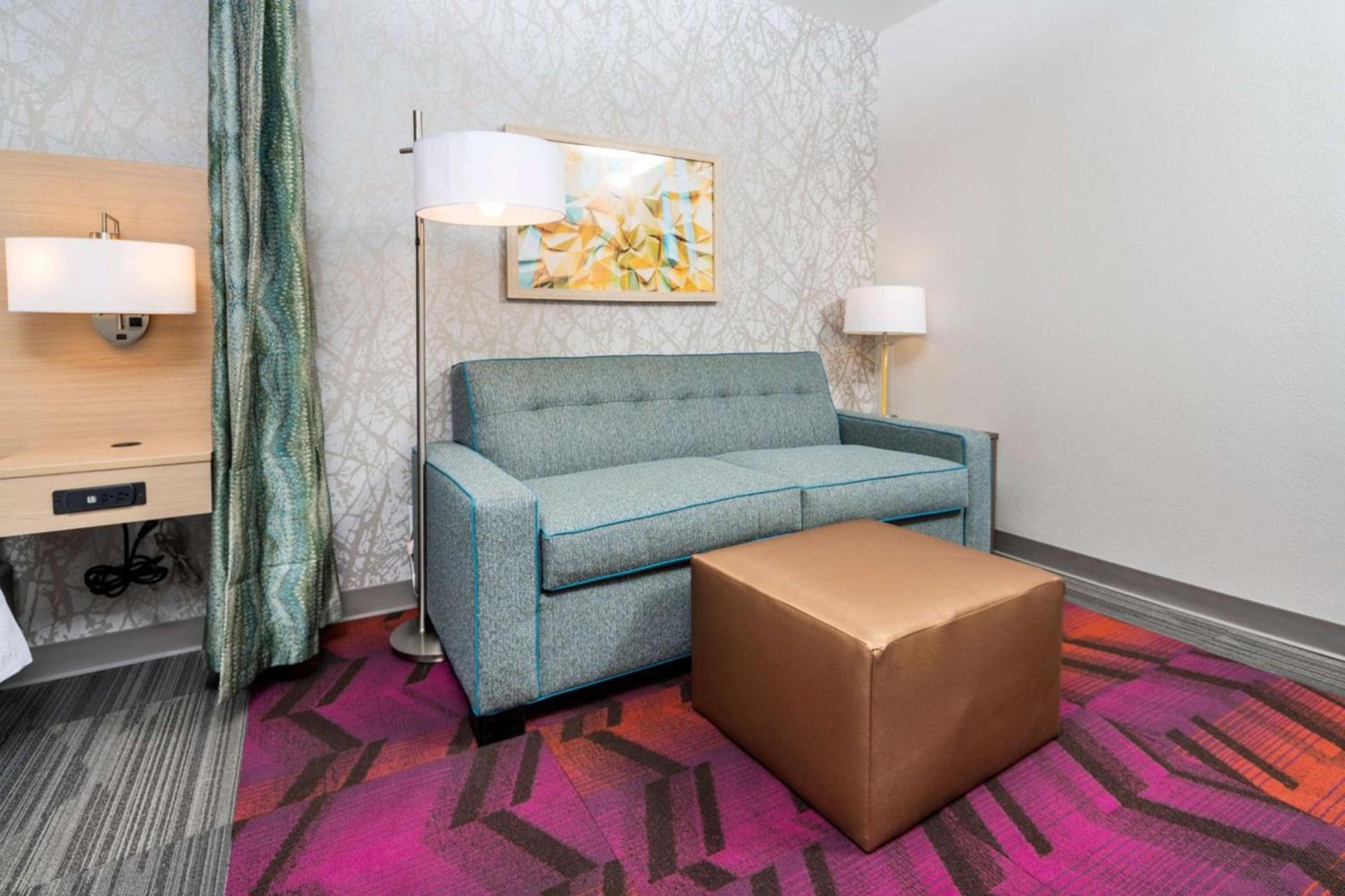 Home2 Suites By Hilton Newark Airport photo 12