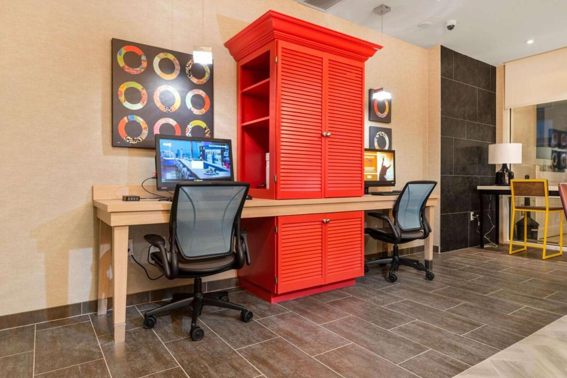 Home2 Suites By Hilton Newark Airport photo 16