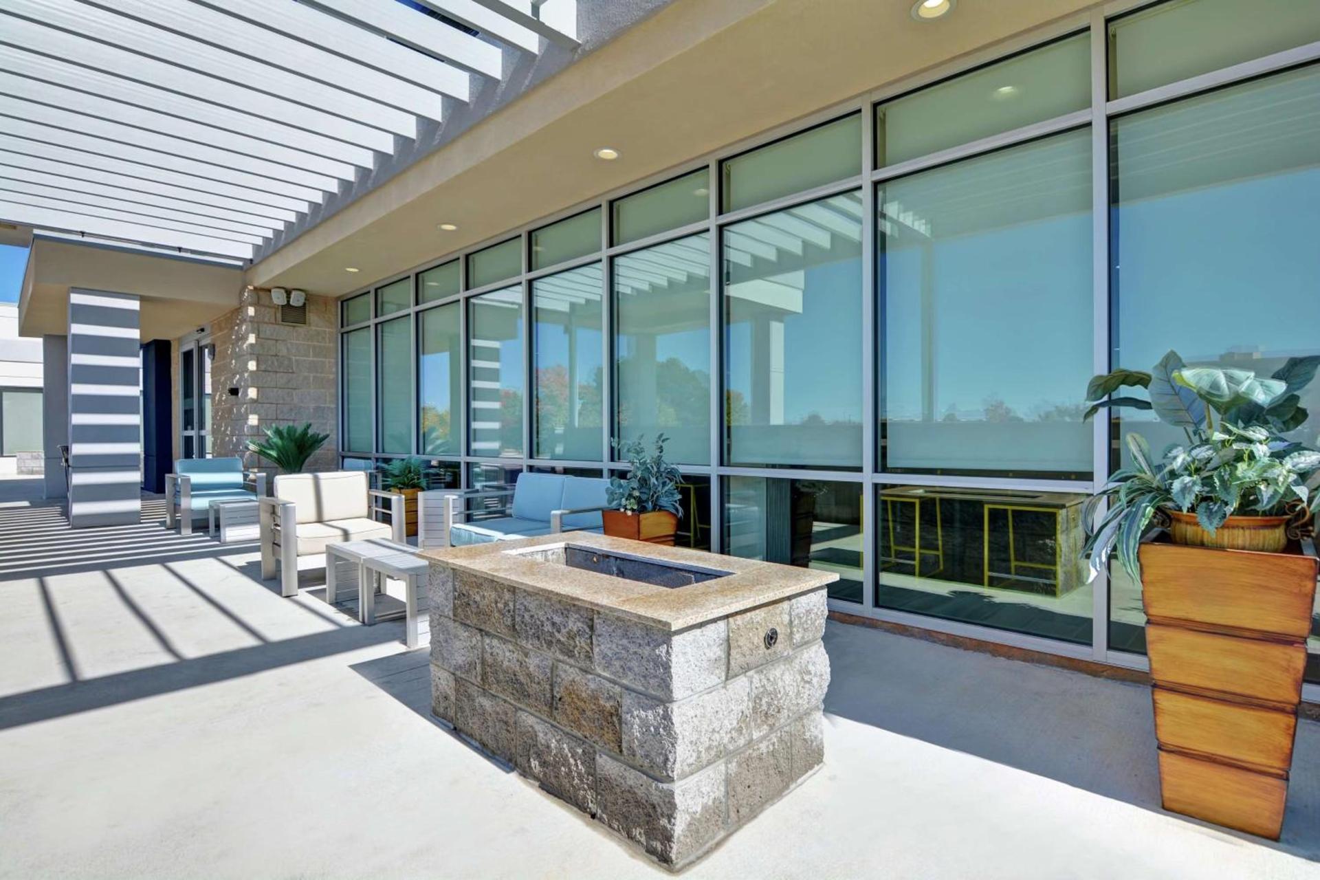 Home2 Suites By Hilton Springdale photo 4
